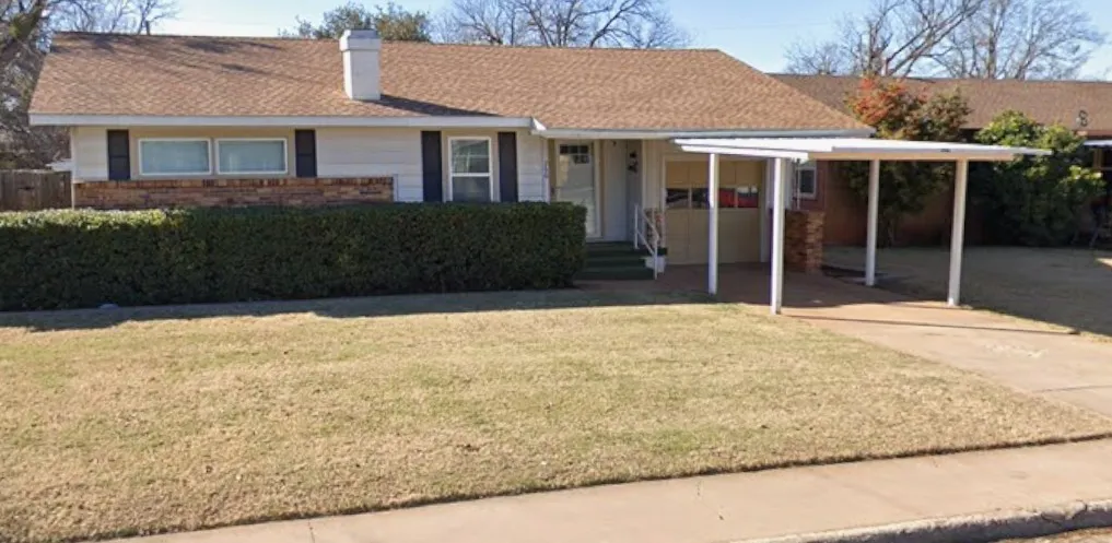 Single Family Residence For Rent in Taylor County , 750 Briarwood Street, Abilene, Texas 79603, 3 Bedroom, 2 Bathroom, 2 Garage spaces, 1,459 Sqft, built in 1953, mls#21359936, Real Estate Agent in Abilene, Homes For Rent in Taylor county, Homes For Rent in Abilene, Realtor in Abilene Texas, Real Estate Brokerage Independent Realty Texas, Luminita Cordes Realtor