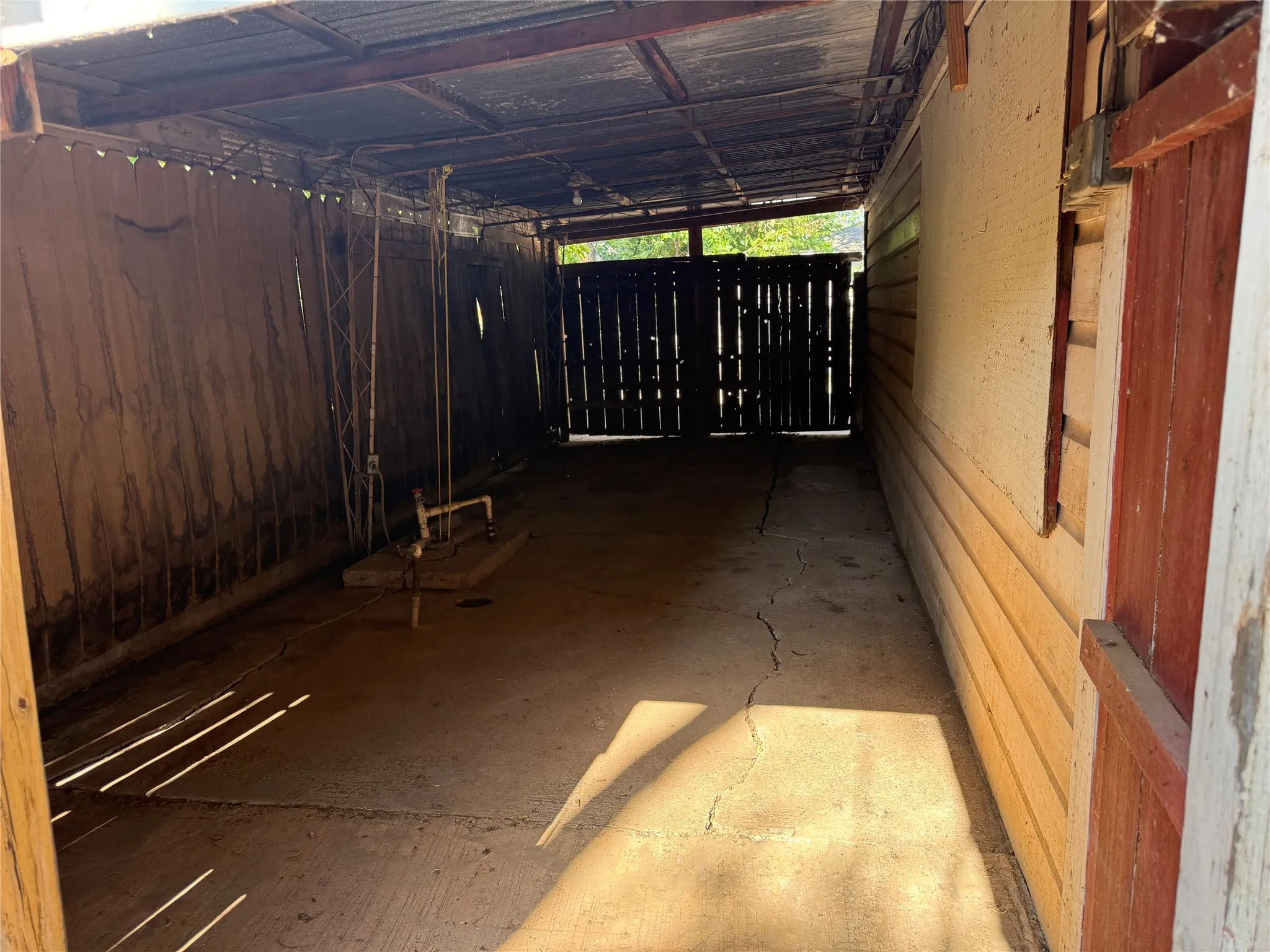 Single Family Residence For Rent in Taylor County , 750 Briarwood Street, Abilene, Texas 79603, 3 Bedroom, 2 Bathroom, 2 Garage spaces, 1,459 Sqft, built in 1953, mls#21359936, Real Estate Agent in Abilene, Homes For Rent in Taylor county, Homes For Rent in Abilene, Realtor in Abilene Texas, Real Estate Brokerage Independent Realty Texas, Luminita Cordes Realtor