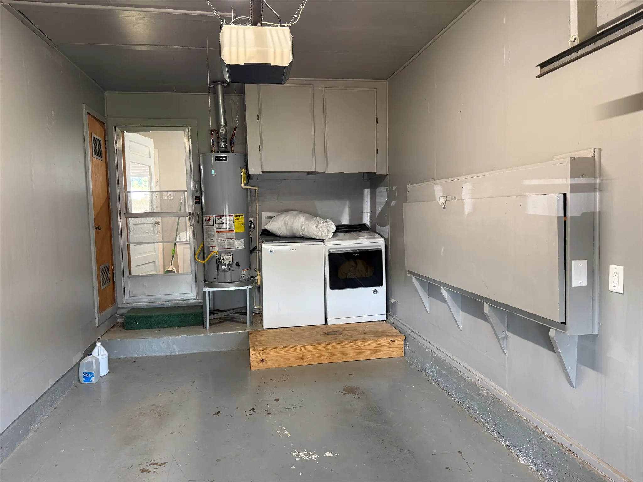Single Family Residence For Rent in Taylor County , 750 Briarwood Street, Abilene, Texas 79603, 3 Bedroom, 2 Bathroom, 2 Garage spaces, 1,459 Sqft, built in 1953, mls#21359936, Real Estate Agent in Abilene, Homes For Rent in Taylor county, Homes For Rent in Abilene, Realtor in Abilene Texas, Real Estate Brokerage Independent Realty Texas, Luminita Cordes Realtor