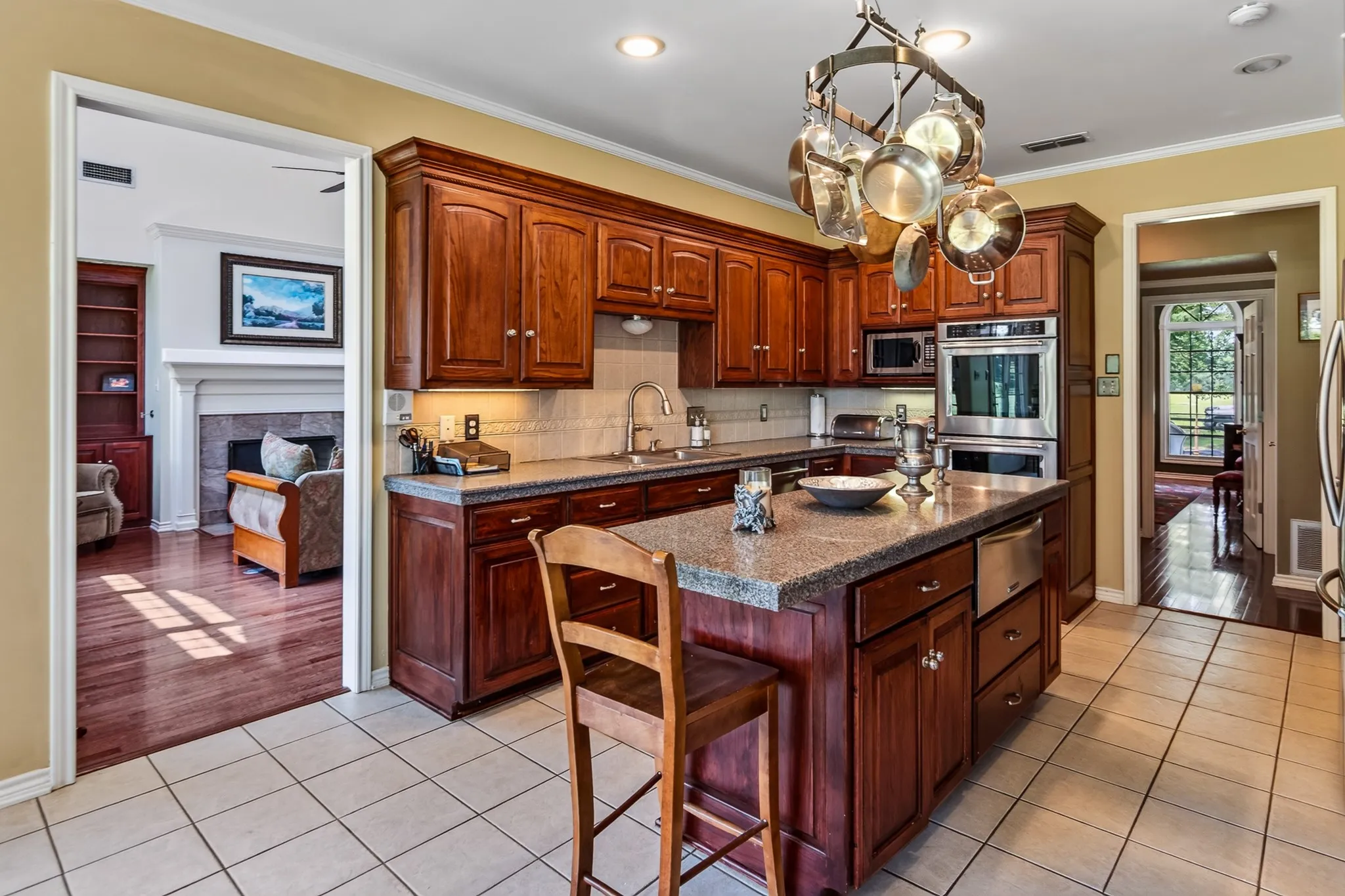 Single Family Residence For Sale in Cherokee County , 4480 Fm 2137 N, Bullard, Texas 75757, 4 Bedroom, 5 Bathroom, Garage spaces, 7,314 Sqft, built in 2001, mls#21337510, Real Estate Agent in Bullard, Homes For Sale in Cherokee county, Homes For Sale in Bullard, Realtor in Bullard Texas, Real Estate Brokerage Independent Realty Texas, Luminita Cordes Realtor