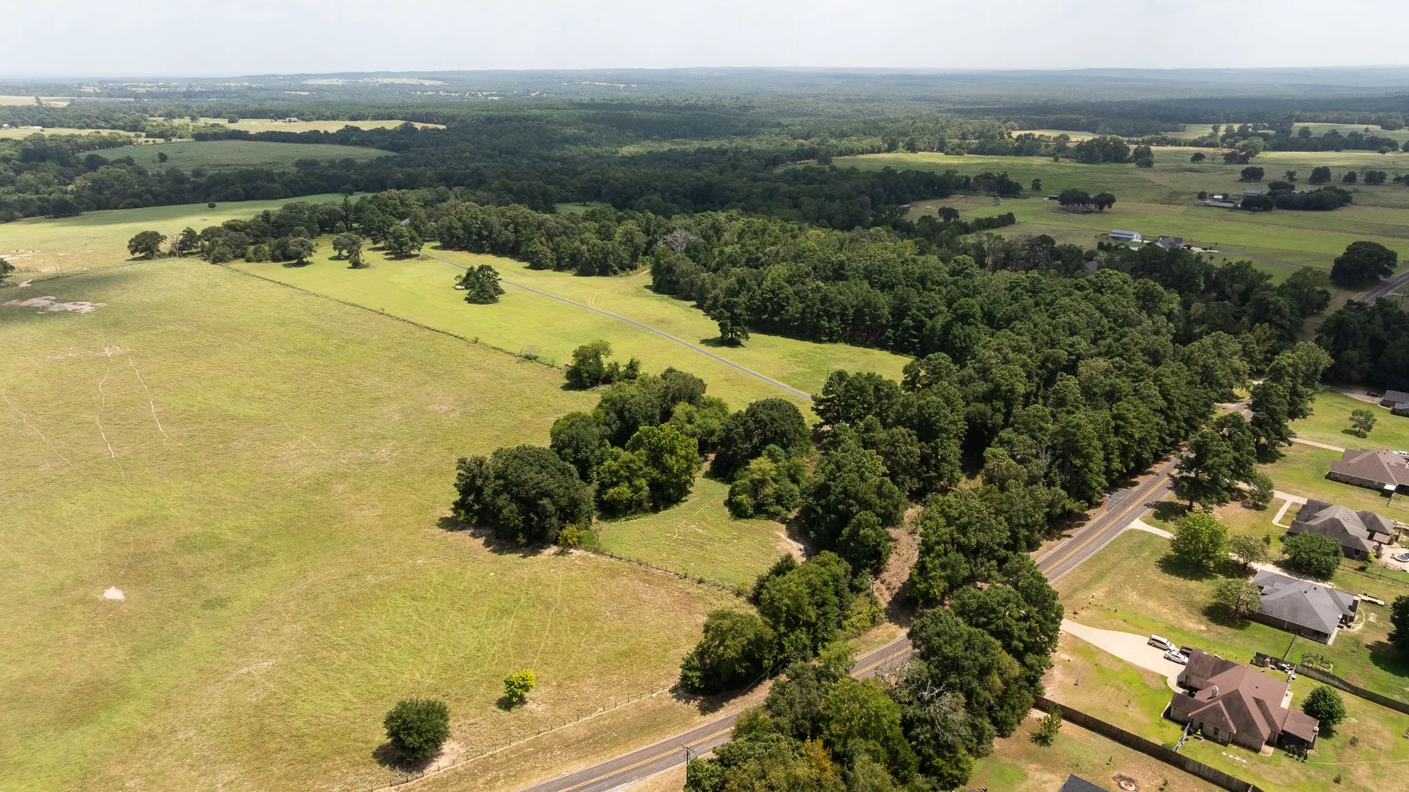 Single Family Residence For Sale in Cherokee County , 4480 Fm 2137 N, Bullard, Texas 75757, 4 Bedroom, 5 Bathroom, Garage spaces, 7,314 Sqft, built in 2001, mls#21337510, Real Estate Agent in Bullard, Homes For Sale in Cherokee county, Homes For Sale in Bullard, Realtor in Bullard Texas, Real Estate Brokerage Independent Realty Texas, Luminita Cordes Realtor