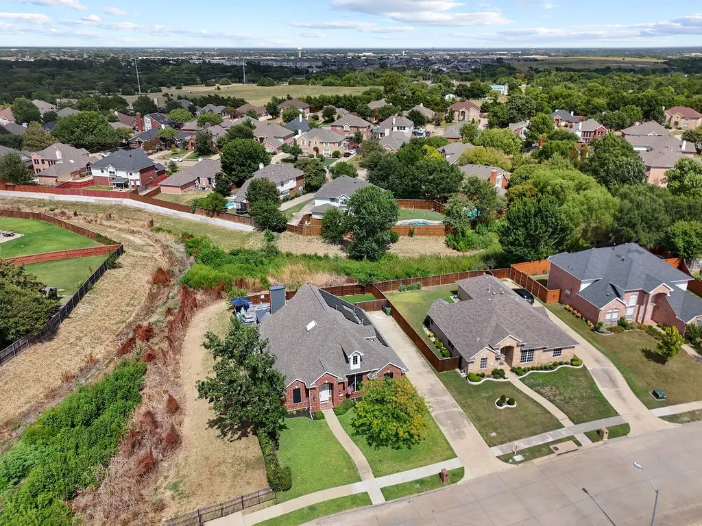 Single Family Residence For Sale in Collin County , 510 Hawthorne Drive, Murphy, Texas 75094, 4 Bedroom, 2 Bathroom, 2 Garage spaces, 3,017 Sqft, built in 2000, mls#21359258, Real Estate Agent in Murphy, Homes For Sale in Collin county, Homes For Sale in Murphy, Realtor in Murphy Texas, Real Estate Brokerage Independent Realty Texas, Luminita Cordes Realtor