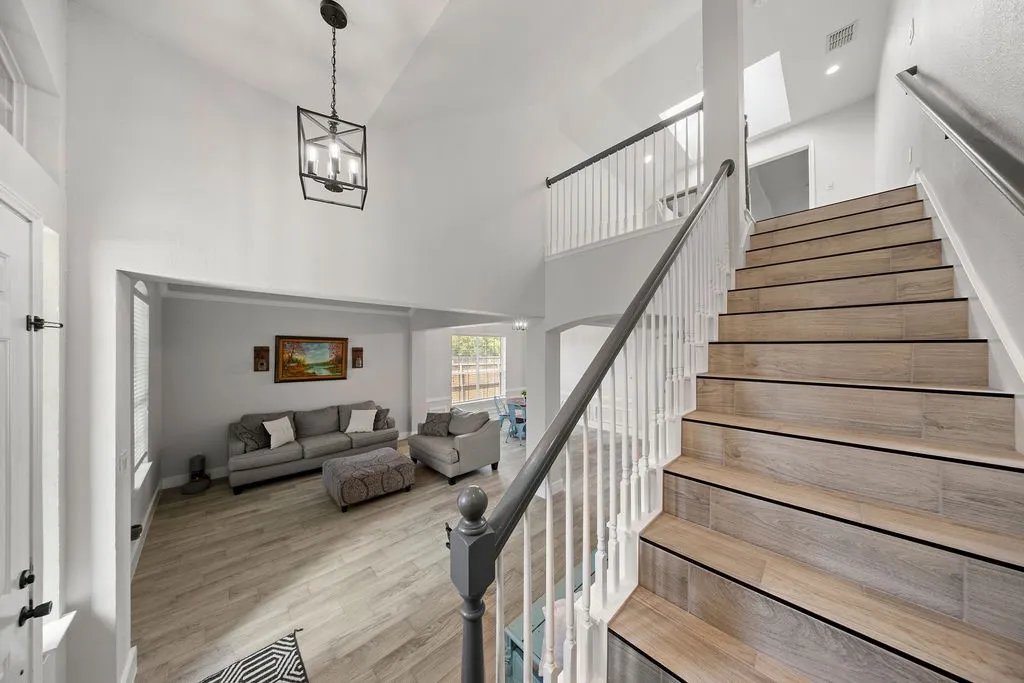Single Family Residence For Sale in Collin County , 510 Hawthorne Drive, Murphy, Texas 75094, 4 Bedroom, 2 Bathroom, 2 Garage spaces, 3,017 Sqft, built in 2000, mls#21359258, Real Estate Agent in Murphy, Homes For Sale in Collin county, Homes For Sale in Murphy, Realtor in Murphy Texas, Real Estate Brokerage Independent Realty Texas, Luminita Cordes Realtor