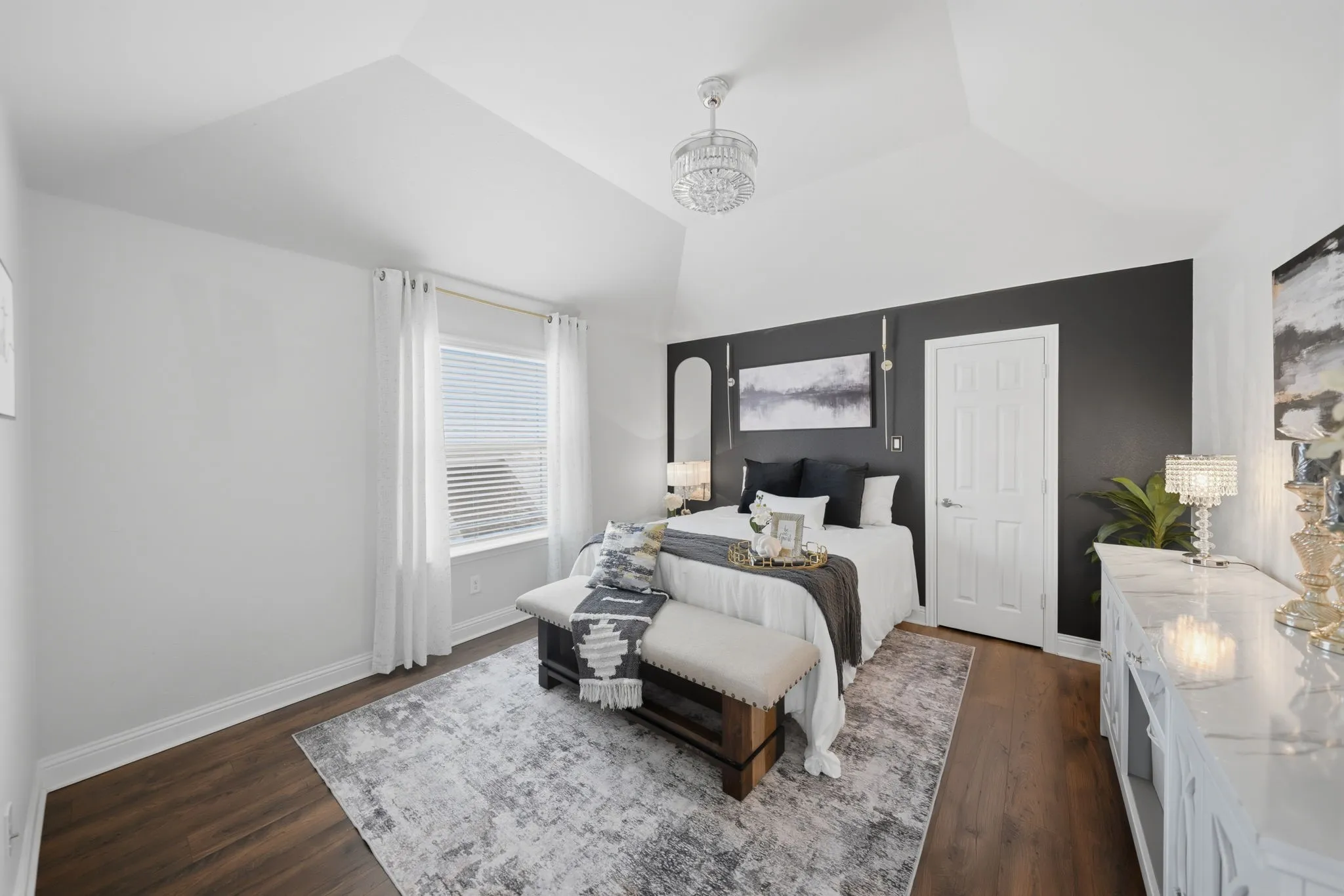 Single Family Residence For Sale in Tarrant County , 5228 Bow Lake Trail, Fort Worth, Texas 76179, 5 Bedroom, 4 Bathroom, 3 Garage spaces, 3,828 Sqft, built in 2017, mls#21358416, Real Estate Agent in Fort Worth, Homes For Sale in Tarrant county, Homes For Sale in Fort Worth, Realtor in Fort Worth Texas, Real Estate Brokerage Independent Realty Texas, Luminita Cordes Realtor