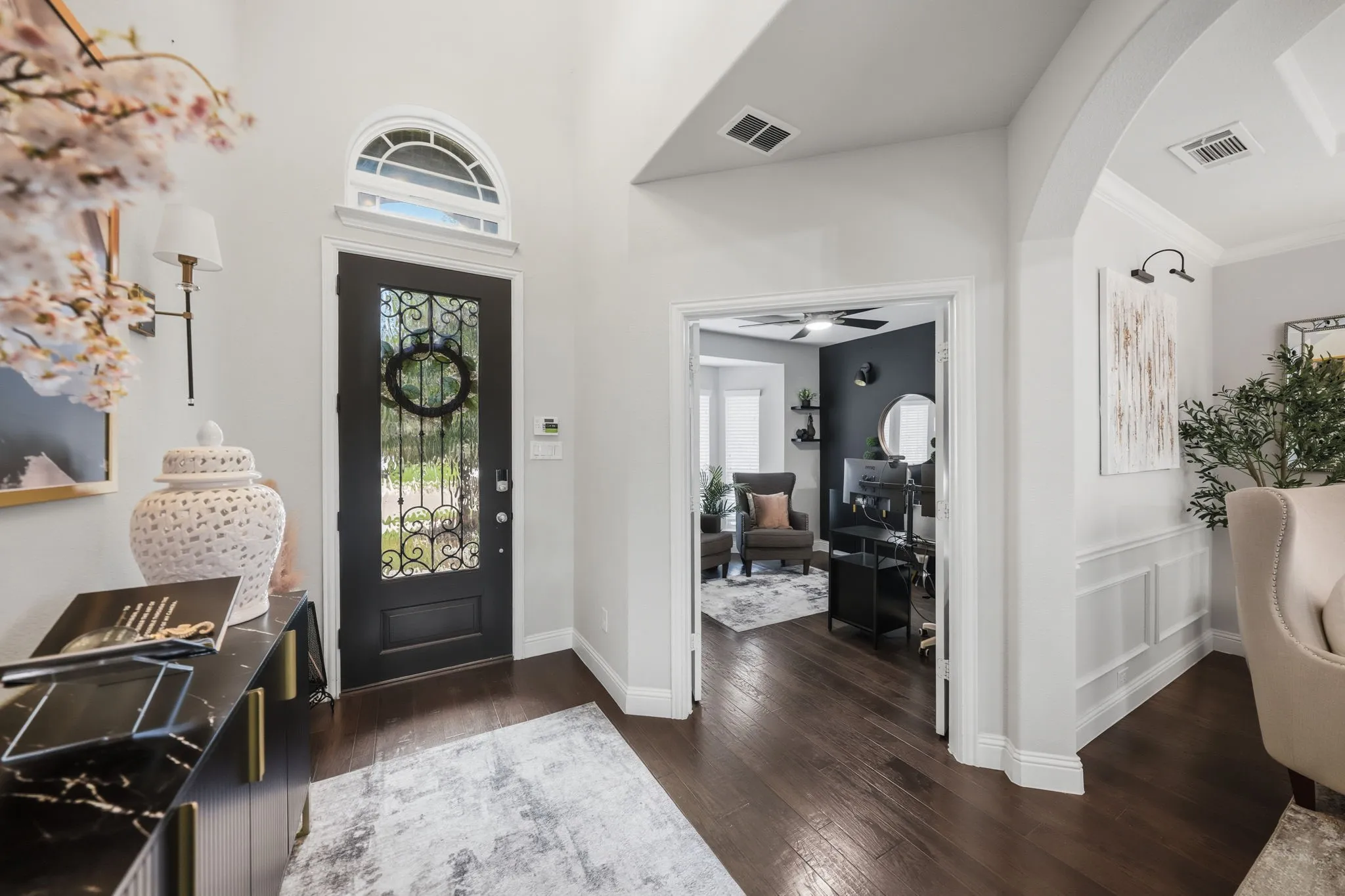 Single Family Residence For Sale in Tarrant County , 5228 Bow Lake Trail, Fort Worth, Texas 76179, 5 Bedroom, 4 Bathroom, 3 Garage spaces, 3,828 Sqft, built in 2017, mls#21358416, Real Estate Agent in Fort Worth, Homes For Sale in Tarrant county, Homes For Sale in Fort Worth, Realtor in Fort Worth Texas, Real Estate Brokerage Independent Realty Texas, Luminita Cordes Realtor