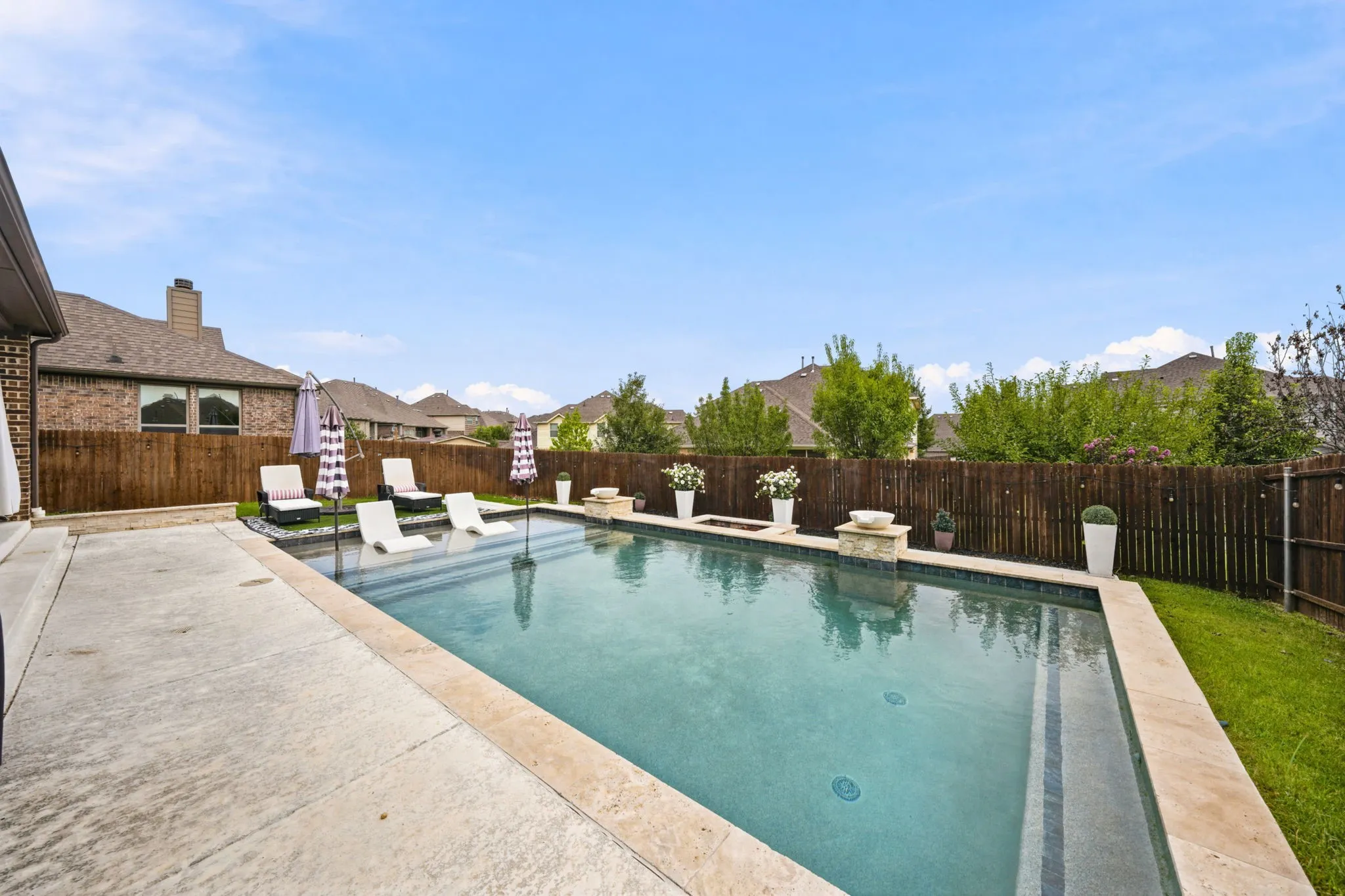 Single Family Residence For Sale in Tarrant County , 5228 Bow Lake Trail, Fort Worth, Texas 76179, 5 Bedroom, 4 Bathroom, 3 Garage spaces, 3,828 Sqft, built in 2017, mls#21358416, Real Estate Agent in Fort Worth, Homes For Sale in Tarrant county, Homes For Sale in Fort Worth, Realtor in Fort Worth Texas, Real Estate Brokerage Independent Realty Texas, Luminita Cordes Realtor