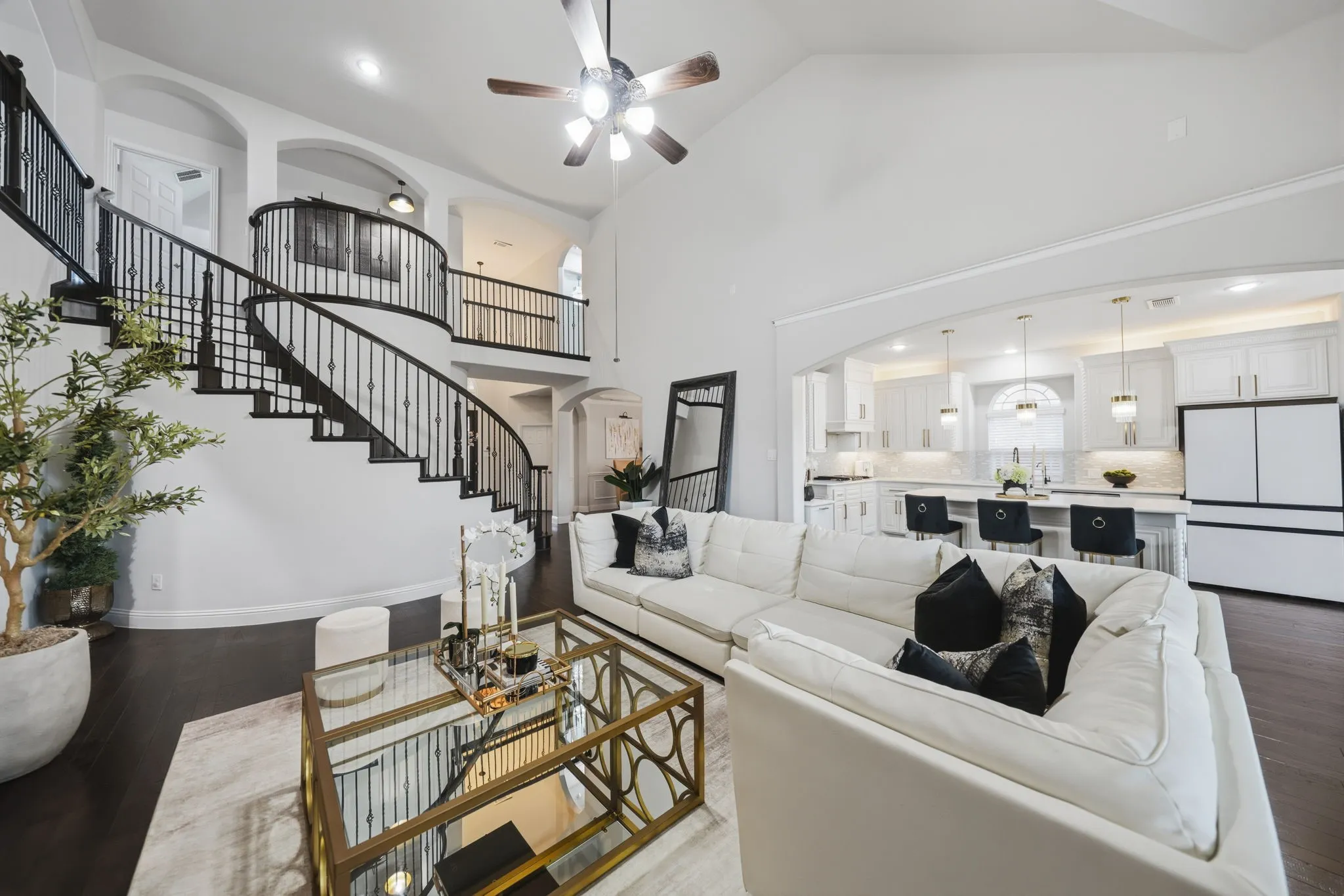 Single Family Residence For Sale in Tarrant County , 5228 Bow Lake Trail, Fort Worth, Texas 76179, 5 Bedroom, 4 Bathroom, 3 Garage spaces, 3,828 Sqft, built in 2017, mls#21358416, Real Estate Agent in Fort Worth, Homes For Sale in Tarrant county, Homes For Sale in Fort Worth, Realtor in Fort Worth Texas, Real Estate Brokerage Independent Realty Texas, Luminita Cordes Realtor