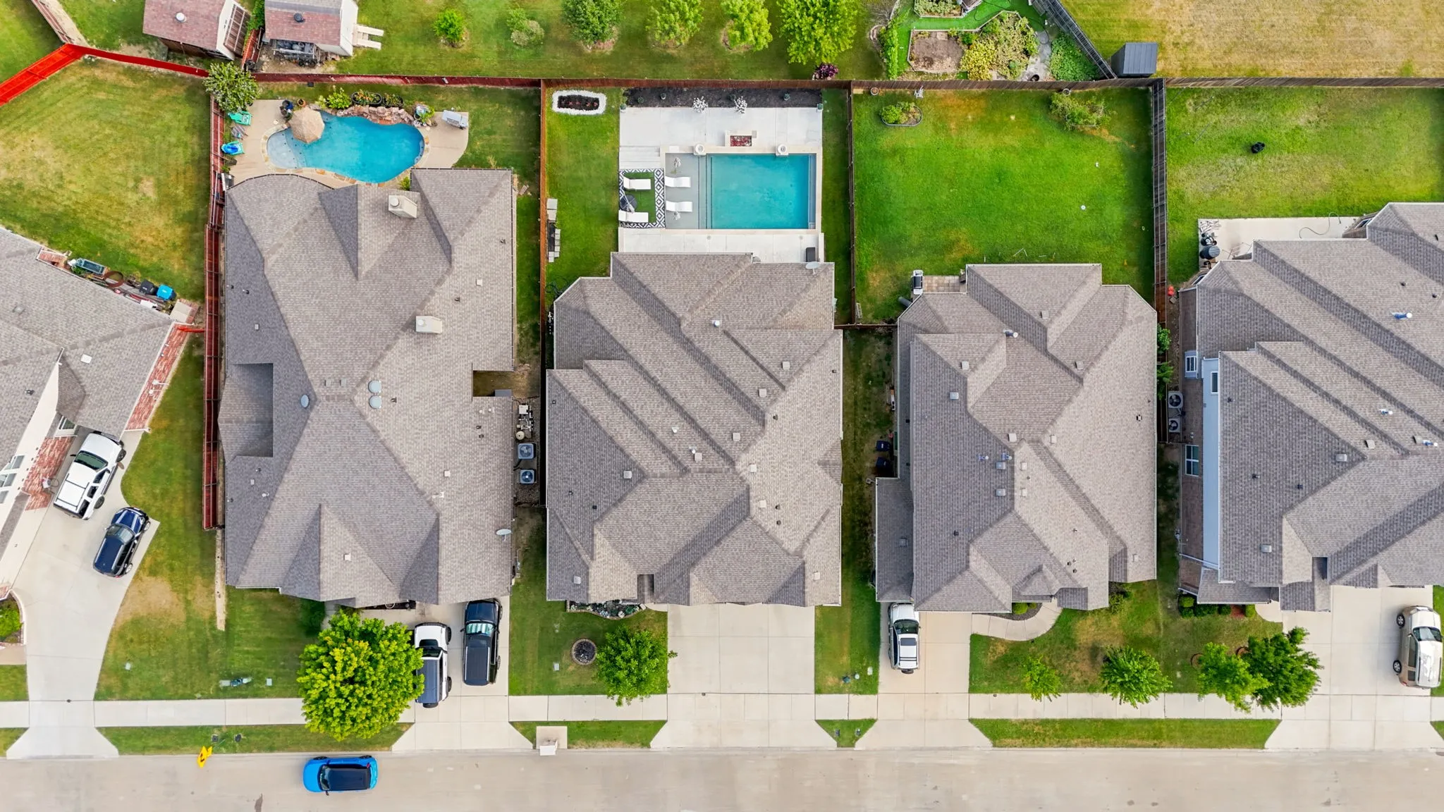 Single Family Residence For Sale in Tarrant County , 5228 Bow Lake Trail, Fort Worth, Texas 76179, 5 Bedroom, 4 Bathroom, 3 Garage spaces, 3,828 Sqft, built in 2017, mls#21358416, Real Estate Agent in Fort Worth, Homes For Sale in Tarrant county, Homes For Sale in Fort Worth, Realtor in Fort Worth Texas, Real Estate Brokerage Independent Realty Texas, Luminita Cordes Realtor