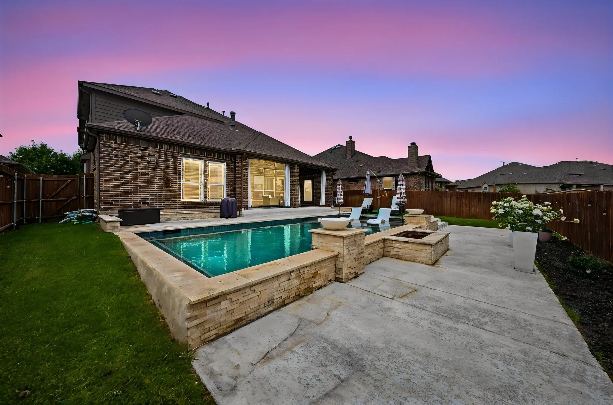 Single Family Residence For Sale in Tarrant County , 5228 Bow Lake Trail, Fort Worth, Texas 76179, 5 Bedroom, 4 Bathroom, 3 Garage spaces, 3,828 Sqft, built in 2017, mls#21358416, Real Estate Agent in Fort Worth, Homes For Sale in Tarrant county, Homes For Sale in Fort Worth, Realtor in Fort Worth Texas, Real Estate Brokerage Independent Realty Texas, Luminita Cordes Realtor