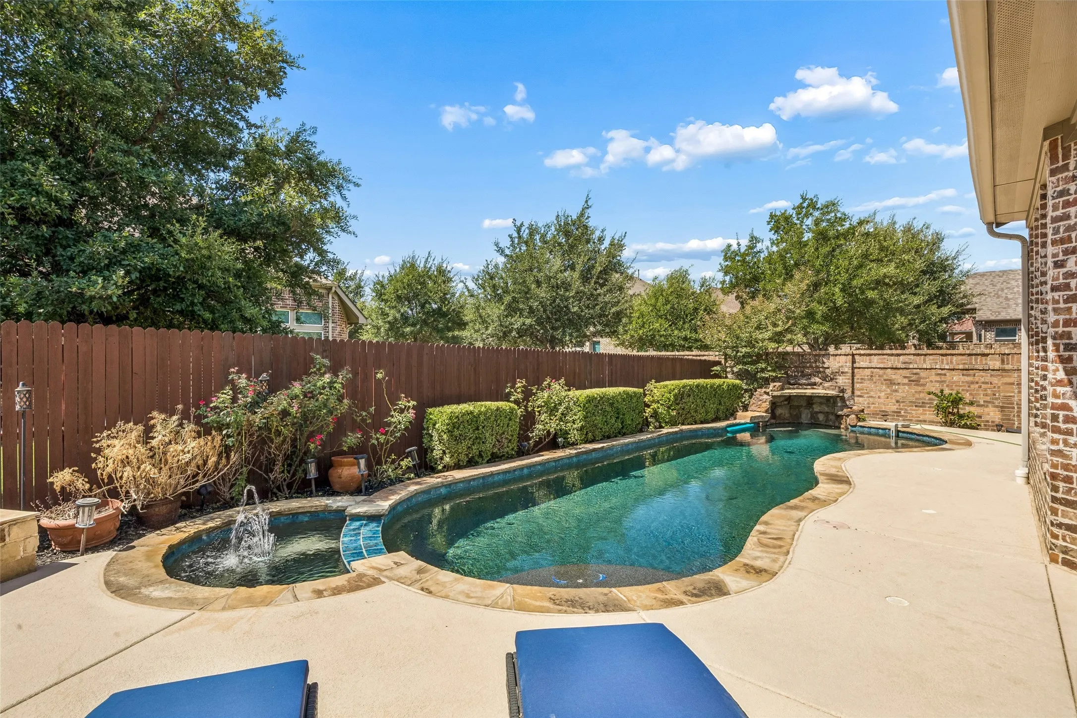 Single Family Residence For Sale in Collin County , 14109 Katiliz Place, Frisco, Texas 75035, 5 Bedroom, 4 Bathroom, 3 Garage spaces, 4,202 Sqft, built in 2012, mls#21358402, Real Estate Agent in Frisco, Homes For Sale in Collin county, Homes For Sale in Frisco, Realtor in Frisco Texas, Real Estate Brokerage Independent Realty Texas, Luminita Cordes Realtor