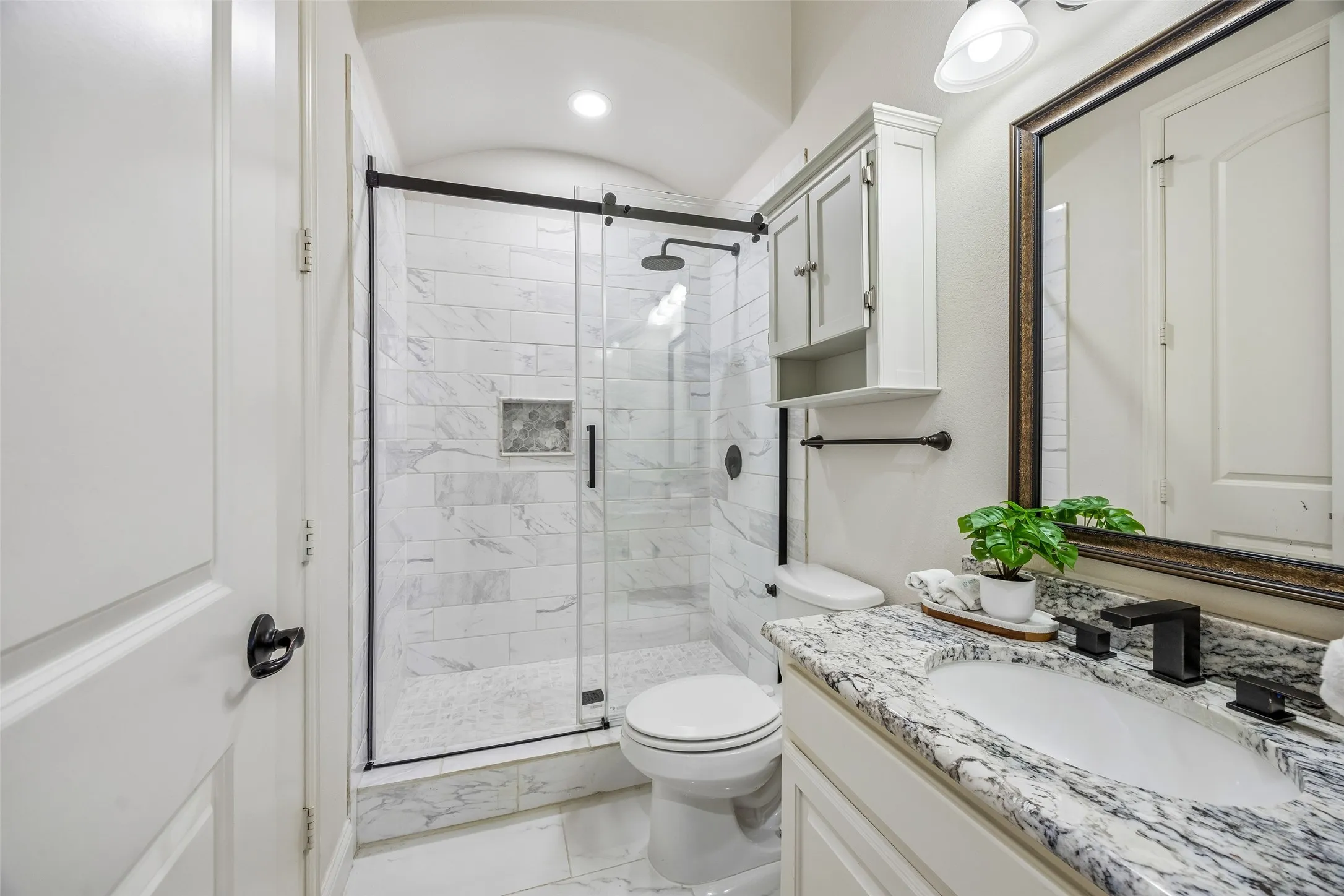 Single Family Residence For Sale in Collin County , 14109 Katiliz Place, Frisco, Texas 75035, 5 Bedroom, 4 Bathroom, 3 Garage spaces, 4,202 Sqft, built in 2012, mls#21358402, Real Estate Agent in Frisco, Homes For Sale in Collin county, Homes For Sale in Frisco, Realtor in Frisco Texas, Real Estate Brokerage Independent Realty Texas, Luminita Cordes Realtor