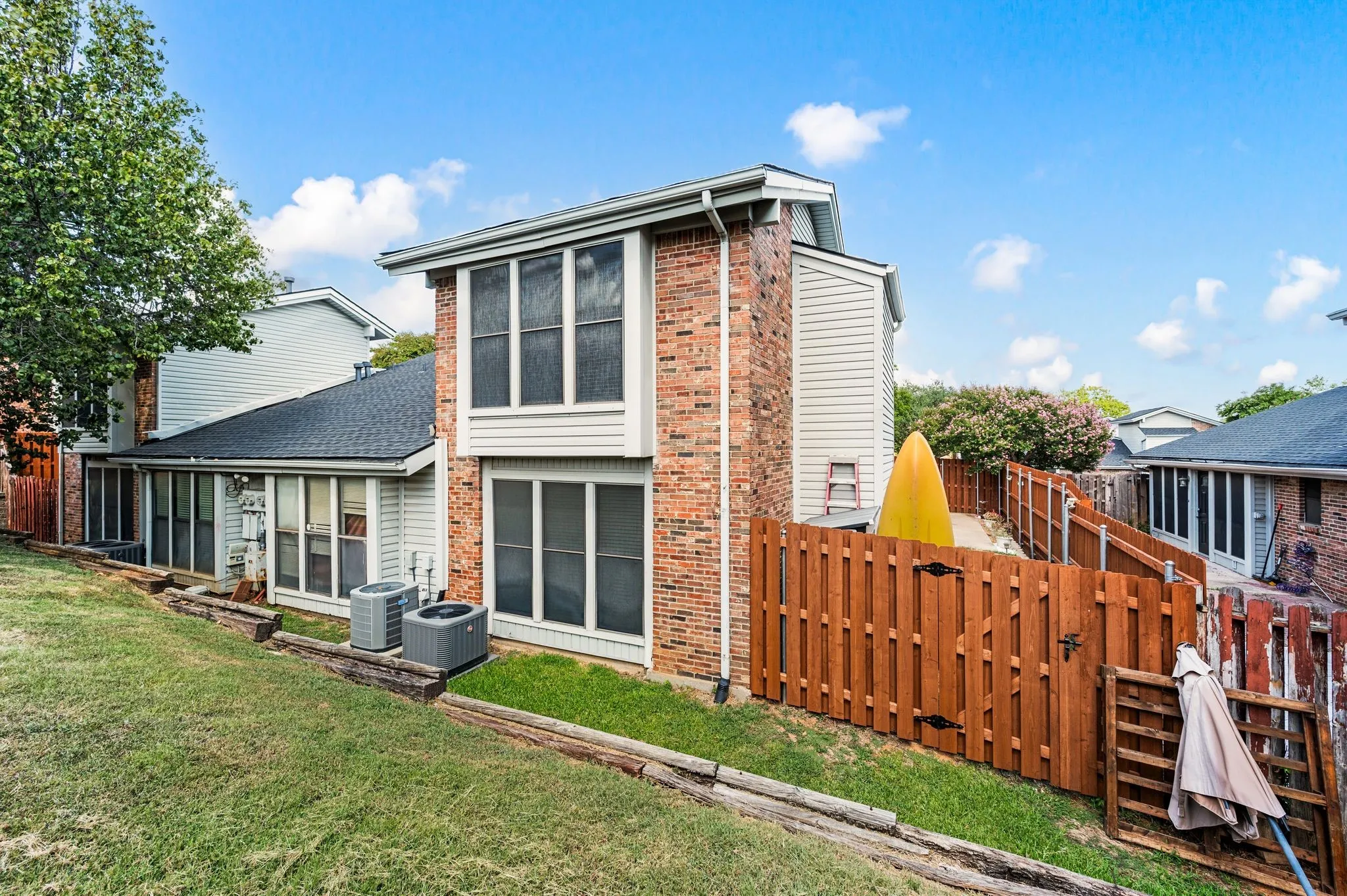 Condominium For Sale in Tarrant County , 2541 Shady Ridge Drive C, Bedford, Texas 76021, 2 Bedroom, 2 Bathroom, Garage spaces, 1,014 Sqft, built in 1983, mls#21353960, Real Estate Agent in Bedford, Homes For Sale in Tarrant county, Homes For Sale in Bedford, Realtor in Bedford Texas, Real Estate Brokerage Independent Realty Texas, Luminita Cordes Realtor