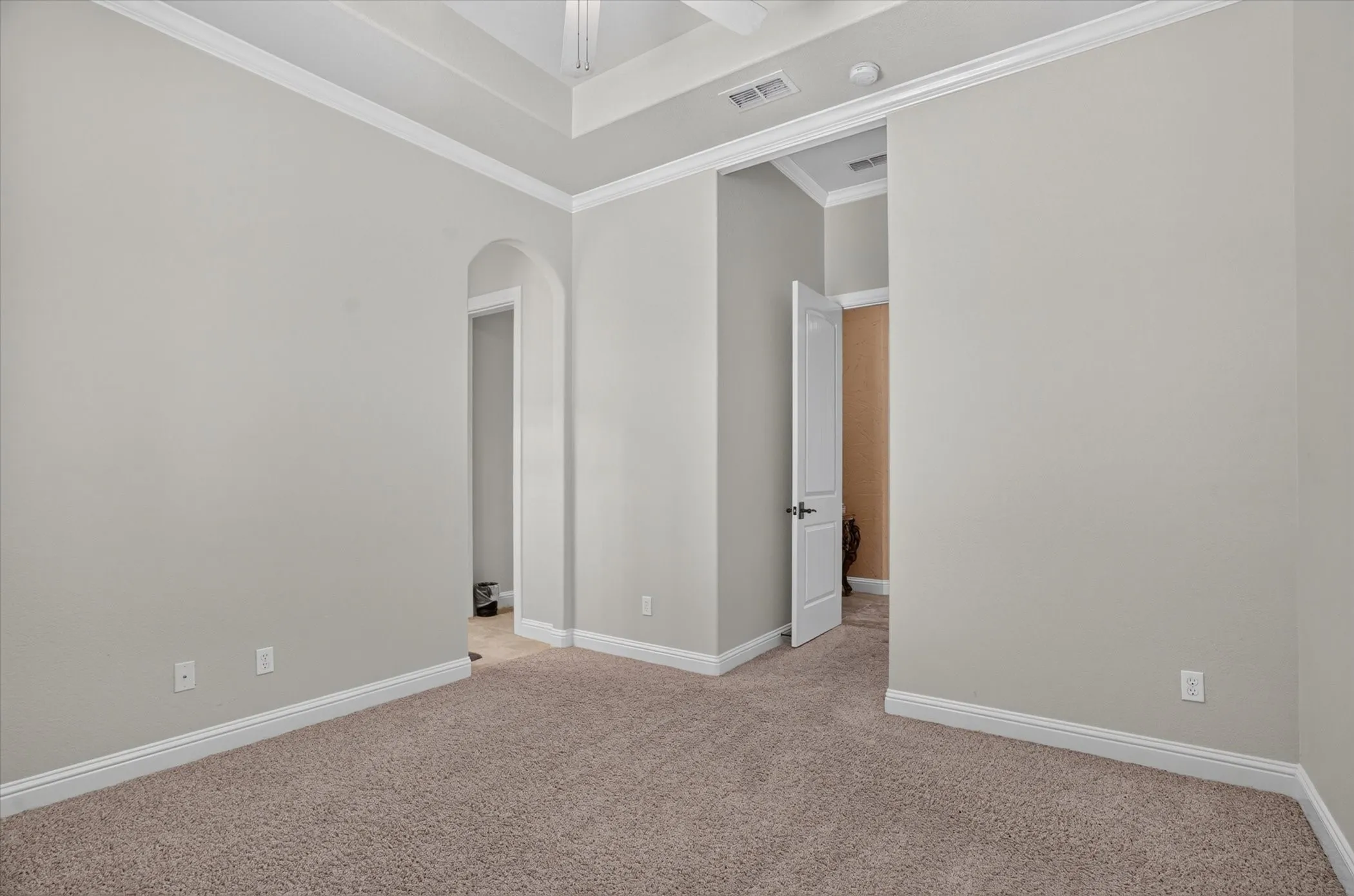 Single Family Residence For Sale in Parker County , 100 Canyon Ridge Trail, Aledo, Texas 76008, 4 Bedroom, 4 Bathroom, 3 Garage spaces, 3,981 Sqft, built in 2007, mls#21360012, Real Estate Agent in Aledo, Homes For Sale in Parker county, Homes For Sale in Aledo, Realtor in Aledo Texas, Real Estate Brokerage Independent Realty Texas, Luminita Cordes Realtor