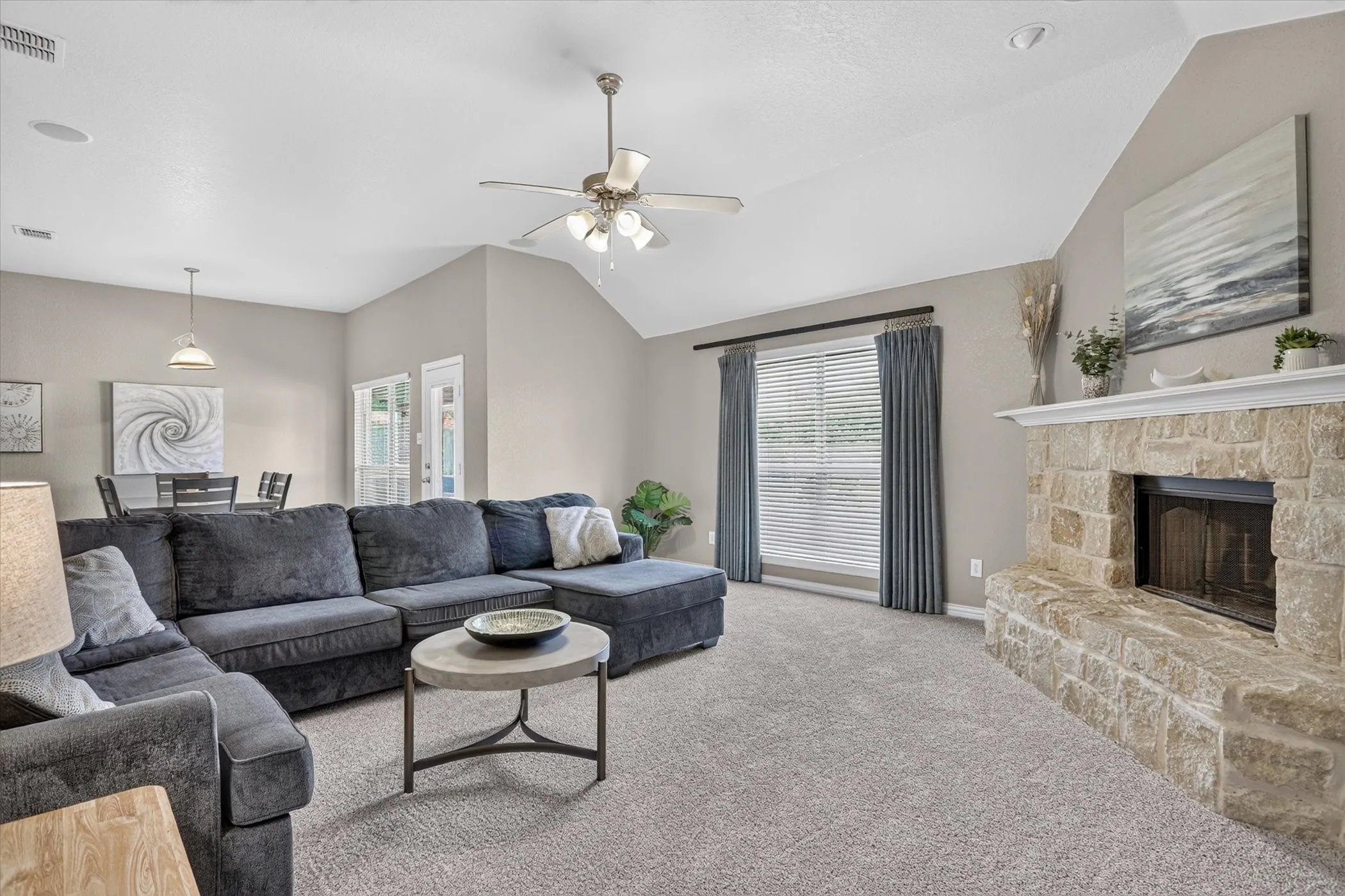 Single Family Residence For Sale in Tarrant County , 6829 Cheatham Drive, Watauga, Texas 76148, 4 Bedroom, 2 Bathroom, 2 Garage spaces, 2,510 Sqft, built in 2004, mls#21357931, Real Estate Agent in Watauga, Homes For Sale in Tarrant county, Homes For Sale in Watauga, Realtor in Watauga Texas, Real Estate Brokerage Independent Realty Texas, Luminita Cordes Realtor