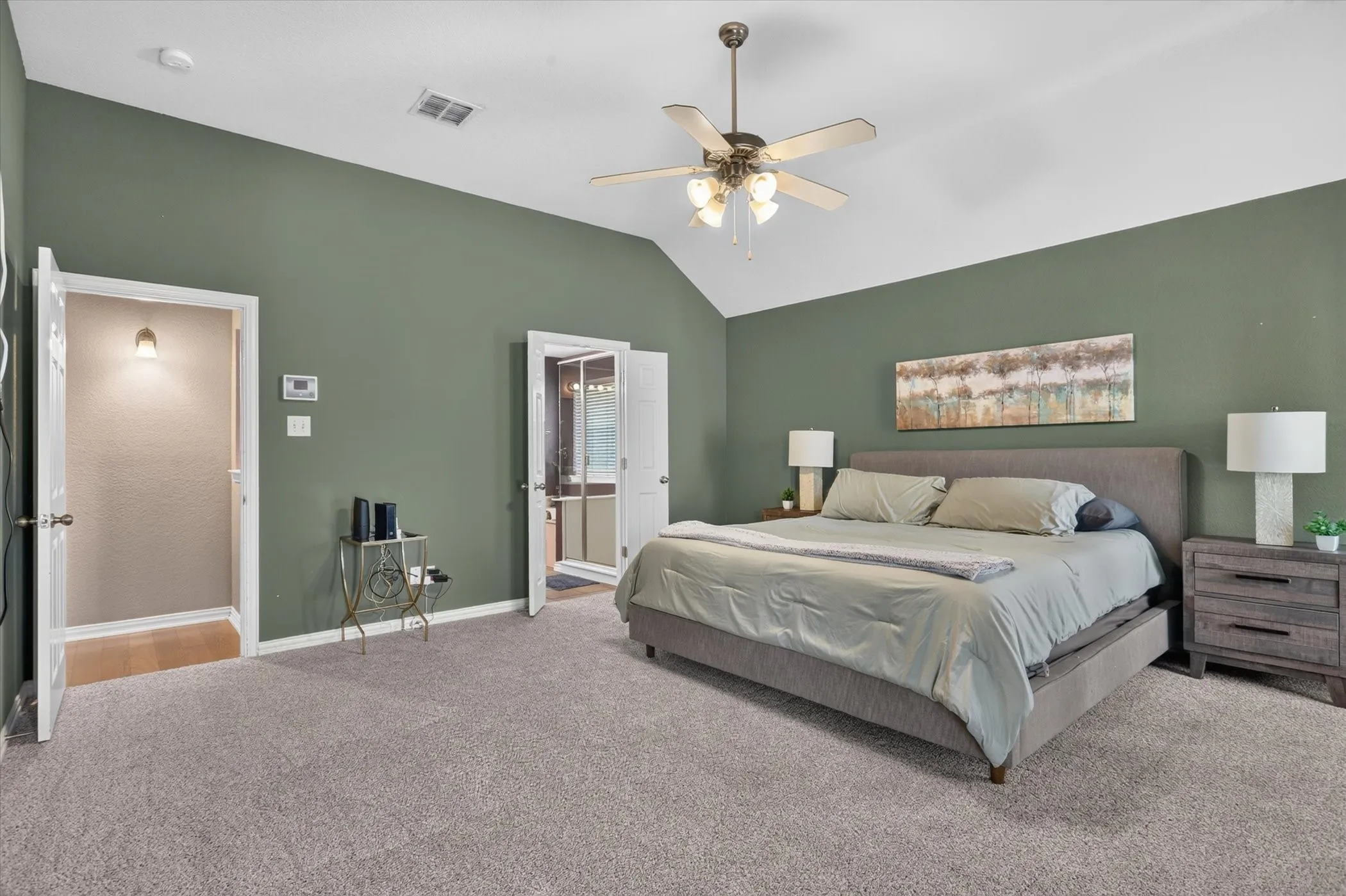 Single Family Residence For Sale in Tarrant County , 6829 Cheatham Drive, Watauga, Texas 76148, 4 Bedroom, 2 Bathroom, 2 Garage spaces, 2,510 Sqft, built in 2004, mls#21357931, Real Estate Agent in Watauga, Homes For Sale in Tarrant county, Homes For Sale in Watauga, Realtor in Watauga Texas, Real Estate Brokerage Independent Realty Texas, Luminita Cordes Realtor