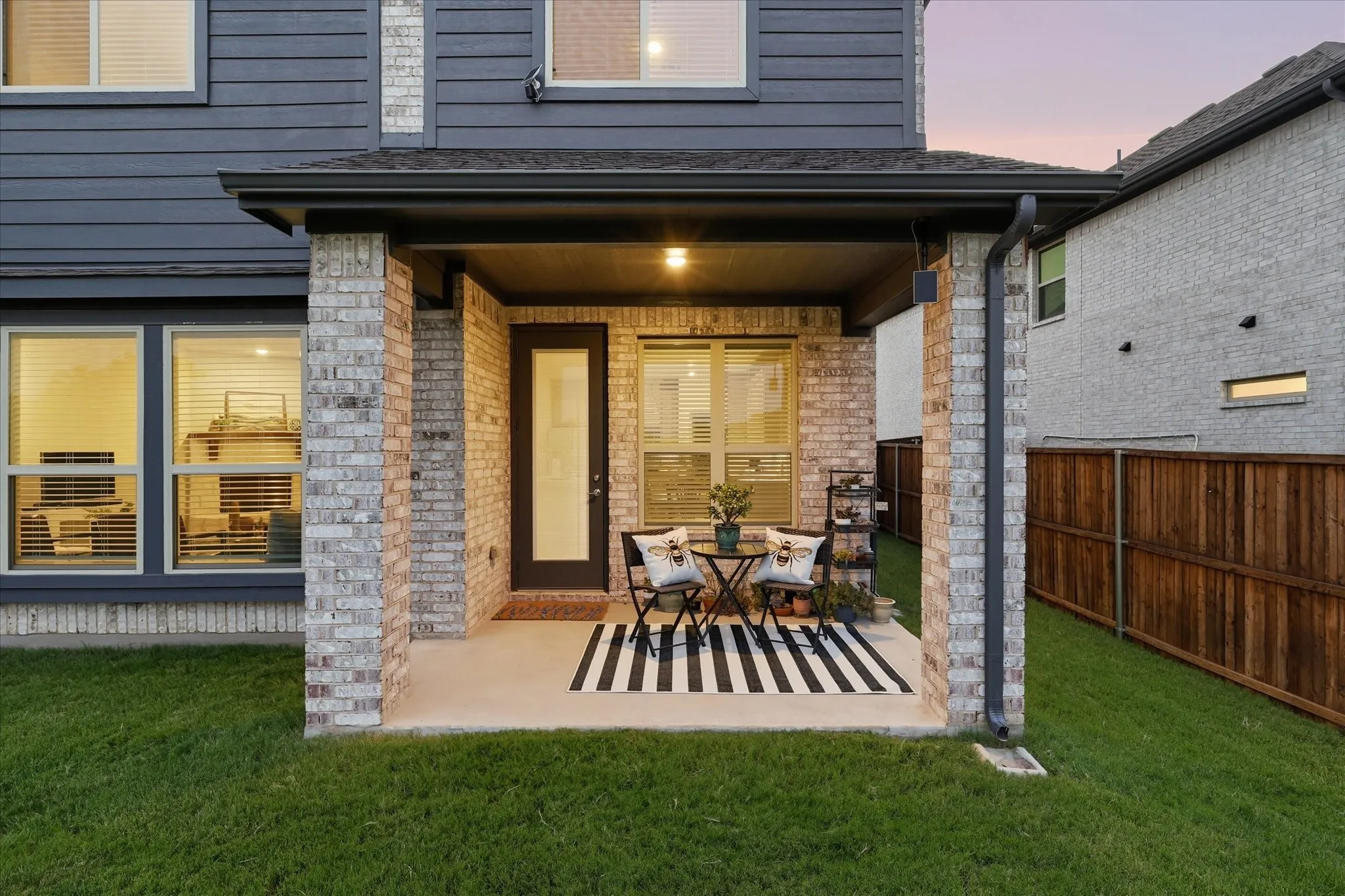 Large back patio overlooking the greenbelt!