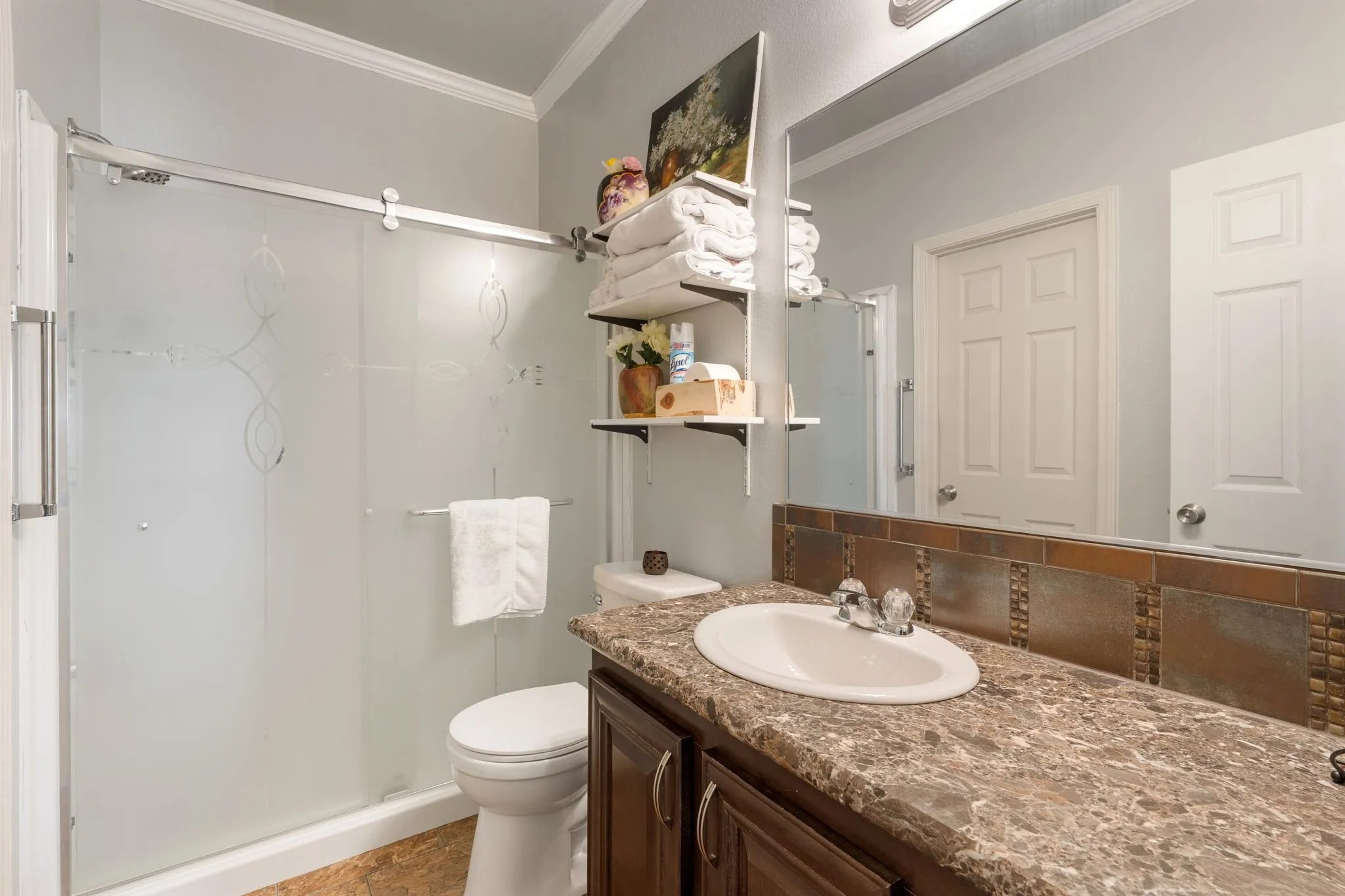 Single Family Residence For Sale in Ellis County , 737 Bunk House Drive, Venus, Texas 76084, 4 Bedroom, 2 Bathroom, Garage spaces, 2,746 Sqft, built in 2016, mls#21358947, Real Estate Agent in Venus, Homes For Sale in Ellis county, Homes For Sale in Venus, Realtor in Venus Texas, Real Estate Brokerage Independent Realty Texas, Luminita Cordes Realtor