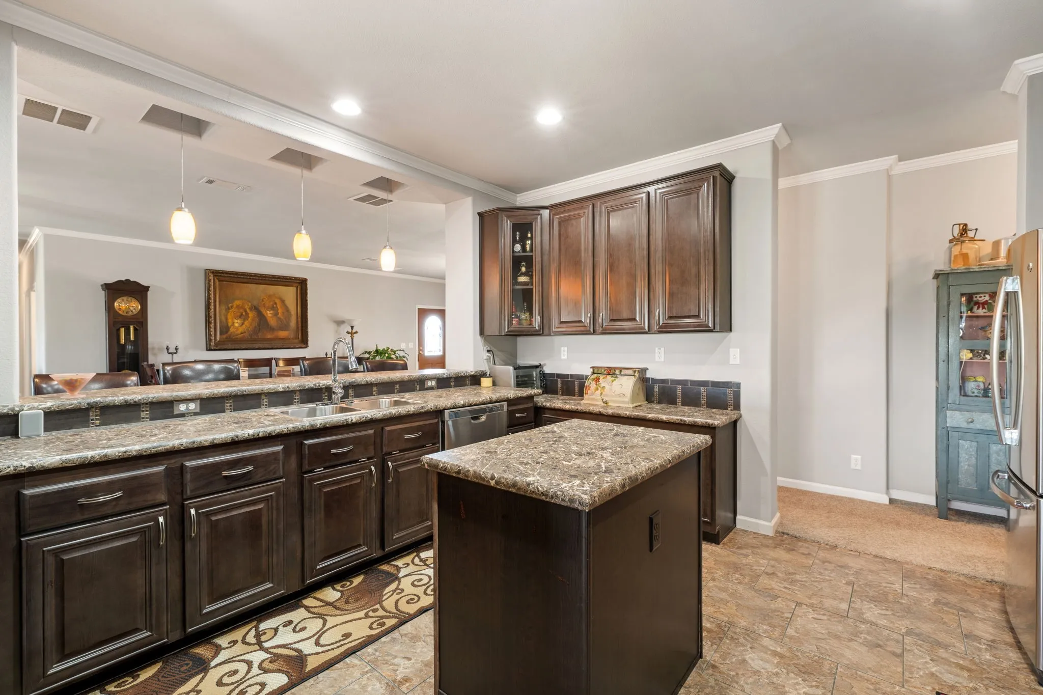 Single Family Residence For Sale in Ellis County , 737 Bunk House Drive, Venus, Texas 76084, 4 Bedroom, 2 Bathroom, Garage spaces, 2,746 Sqft, built in 2016, mls#21358947, Real Estate Agent in Venus, Homes For Sale in Ellis county, Homes For Sale in Venus, Realtor in Venus Texas, Real Estate Brokerage Independent Realty Texas, Luminita Cordes Realtor