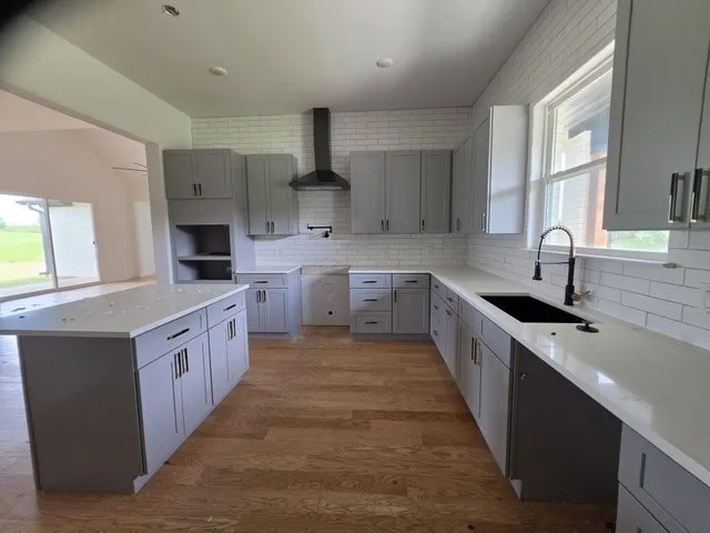 Single Family Residence For Sale in Hill County , 22103 Greenbriar Drive, Whitney, Texas 76692, 4 Bedroom, 4 Bathroom, 3 Garage spaces, 2,943 Sqft, built in 2024, mls#21360071, Real Estate Agent in Whitney, Homes For Sale in Hill county, Homes For Sale in Whitney, Realtor in Whitney Texas, Real Estate Brokerage Independent Realty Texas, Luminita Cordes Realtor