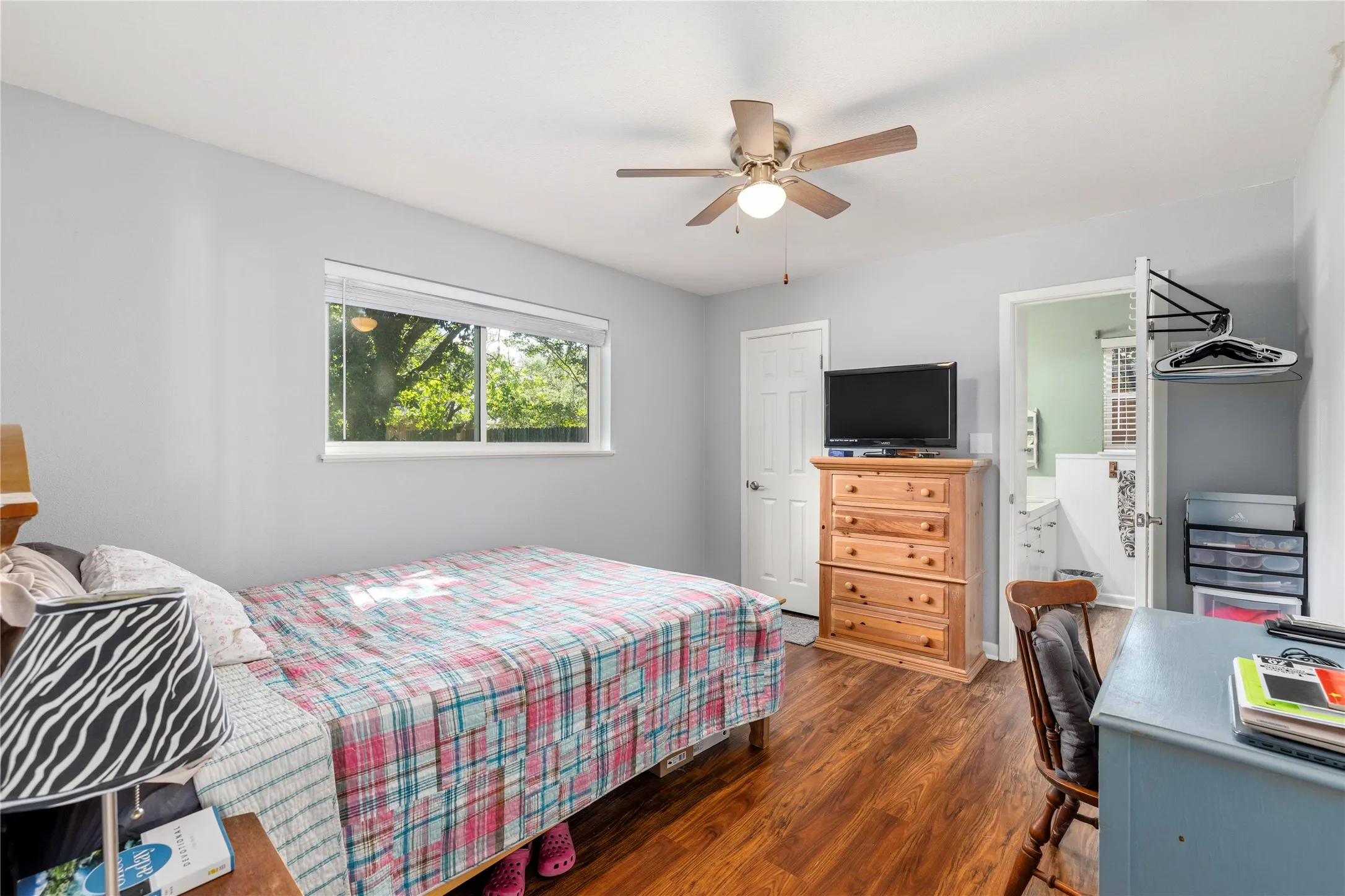 Single Family Residence For Sale in Brown County , 2107 16th Street, Brownwood, Texas 76801, 3 Bedroom, 2 Bathroom, 2 Garage spaces, 1,449 Sqft, built in 1968, mls#21359985, Real Estate Agent in Brownwood, Homes For Sale in Brown county, Homes For Sale in Brownwood, Realtor in Brownwood Texas, Real Estate Brokerage Independent Realty Texas, Luminita Cordes Realtor