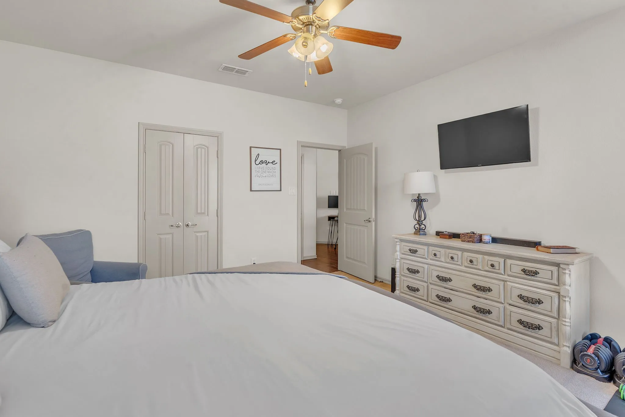 Single Family Residence For Sale in Parker County , 1052 Jodie Drive, Weatherford, Texas 76087, 3 Bedroom, 2 Bathroom, 2 Garage spaces, 1,733 Sqft, built in 2013, mls#21360083, Real Estate Agent in Weatherford, Homes For Sale in Parker county, Homes For Sale in Weatherford, Realtor in Weatherford Texas, Real Estate Brokerage Independent Realty Texas, Luminita Cordes Realtor