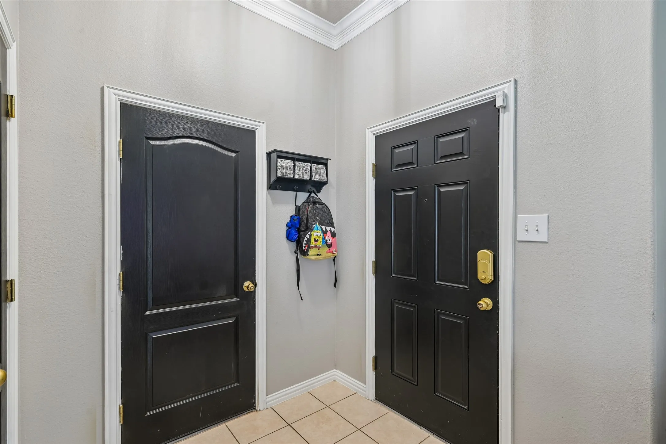 Single Family Residence For Sale in Tarrant County , 702 Sendero Drive, Arlington, Texas 76002, 4 Bedroom, 2 Bathroom, 2 Garage spaces, 1,942 Sqft, built in 2011, mls#21357756, Real Estate Agent in Arlington, Homes For Sale in Tarrant county, Homes For Sale in Arlington, Realtor in Arlington Texas, Real Estate Brokerage Independent Realty Texas, Luminita Cordes Realtor