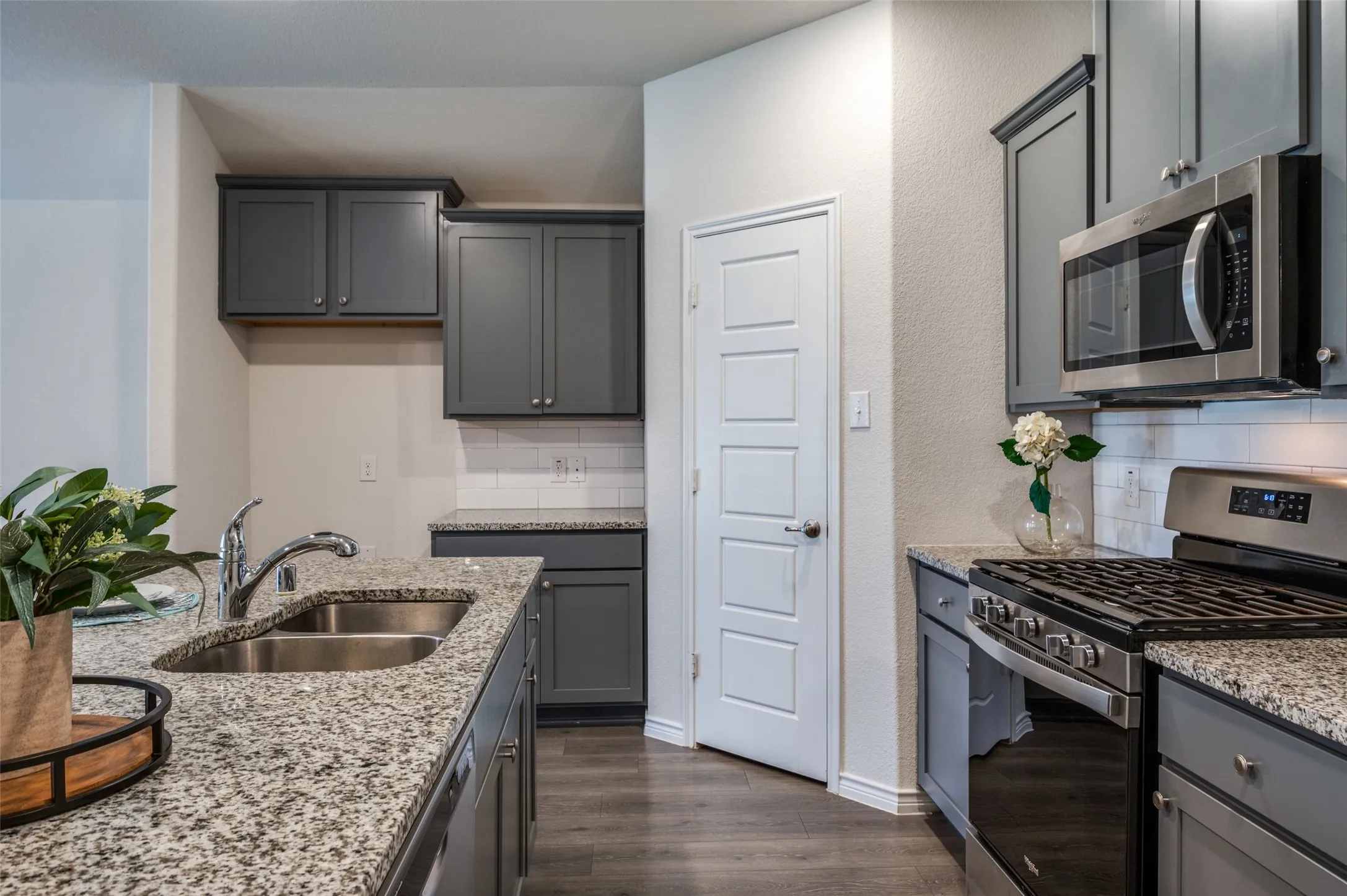 Single Family Residence For Rent in Denton County , 6409 Windsor Lane, Celina, Texas 76227, 4 Bedroom, 2 Bathroom, 2 Garage spaces, 1,855 Sqft, built in 2021, mls#21359745, Real Estate Agent in Celina, Homes For Rent in Denton county, Homes For Rent in Celina, Realtor in Celina Texas, Real Estate Brokerage Independent Realty Texas, Luminita Cordes Realtor