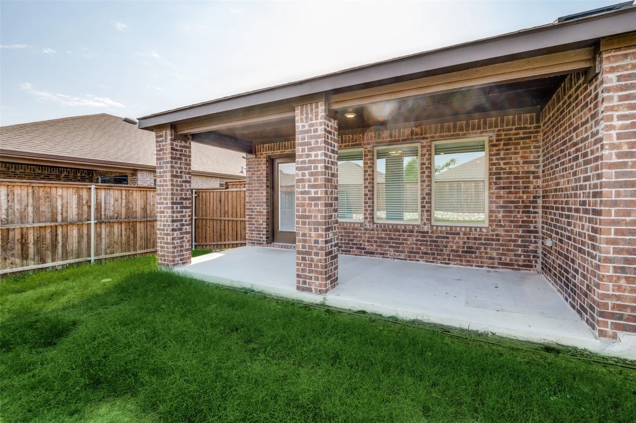 Single Family Residence For Rent in Denton County , 6409 Windsor Lane, Celina, Texas 76227, 4 Bedroom, 2 Bathroom, 2 Garage spaces, 1,855 Sqft, built in 2021, mls#21359745, Real Estate Agent in Celina, Homes For Rent in Denton county, Homes For Rent in Celina, Realtor in Celina Texas, Real Estate Brokerage Independent Realty Texas, Luminita Cordes Realtor