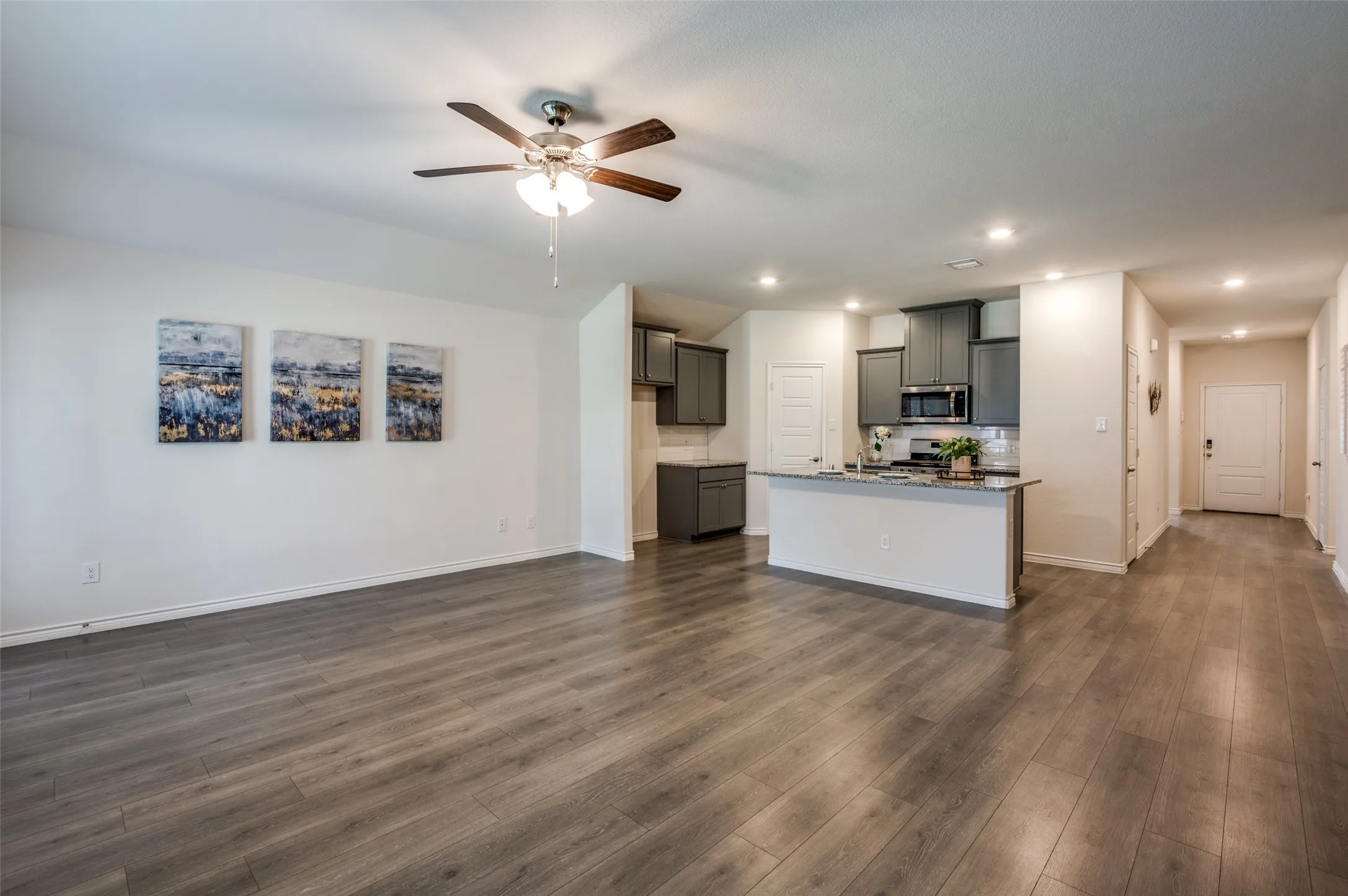 Single Family Residence For Rent in Denton County , 6409 Windsor Lane, Celina, Texas 76227, 4 Bedroom, 2 Bathroom, 2 Garage spaces, 1,855 Sqft, built in 2021, mls#21359745, Real Estate Agent in Celina, Homes For Rent in Denton county, Homes For Rent in Celina, Realtor in Celina Texas, Real Estate Brokerage Independent Realty Texas, Luminita Cordes Realtor