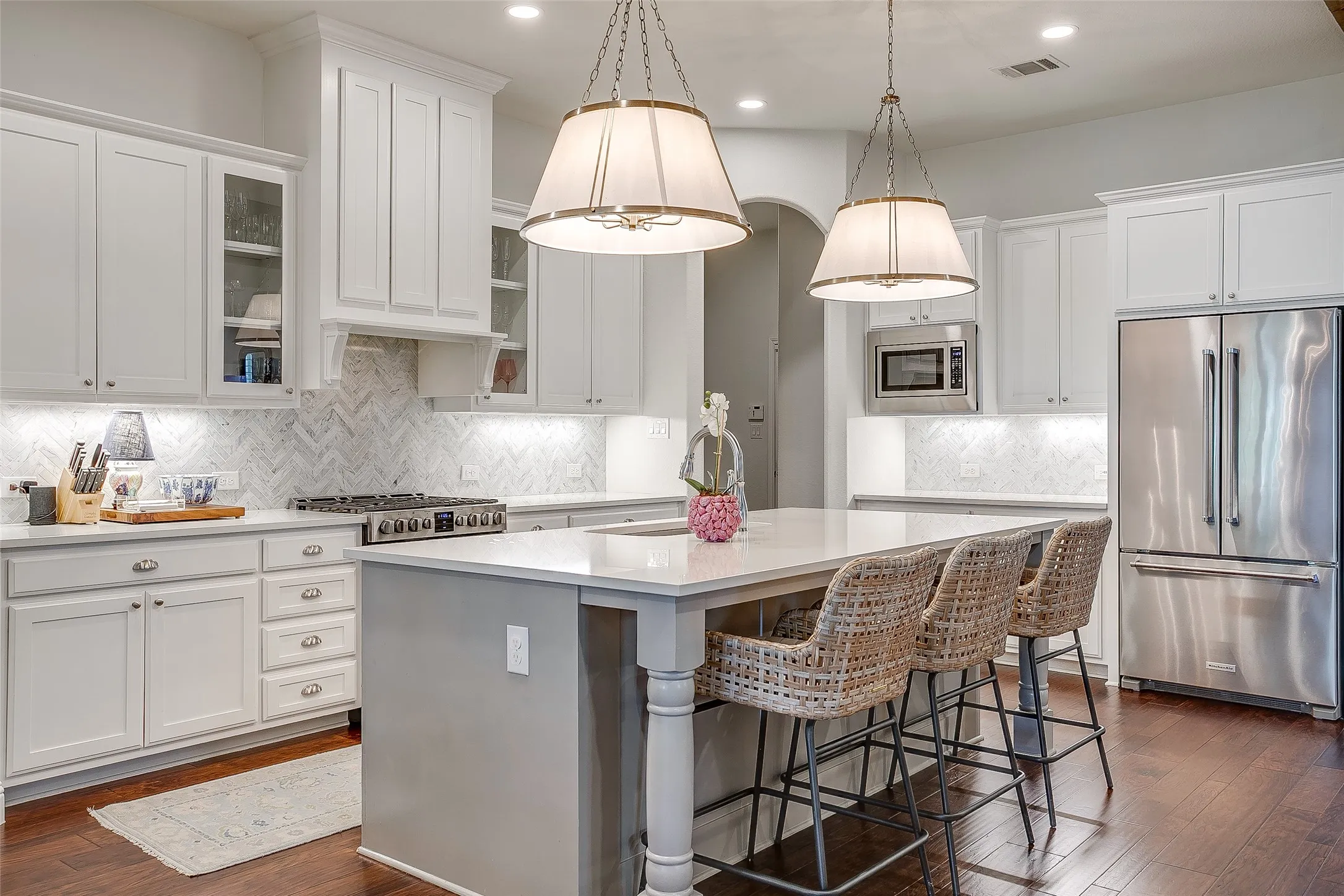 Single Family Residence For Sale in Parker County , 560 Point Vista Drive, Aledo, Texas 76008, 4 Bedroom, 3 Bathroom, 3 Garage spaces, 2,636 Sqft, built in 2019, mls#21358520, Real Estate Agent in Aledo, Homes For Sale in Parker county, Homes For Sale in Aledo, Realtor in Aledo Texas, Real Estate Brokerage Independent Realty Texas, Luminita Cordes Realtor