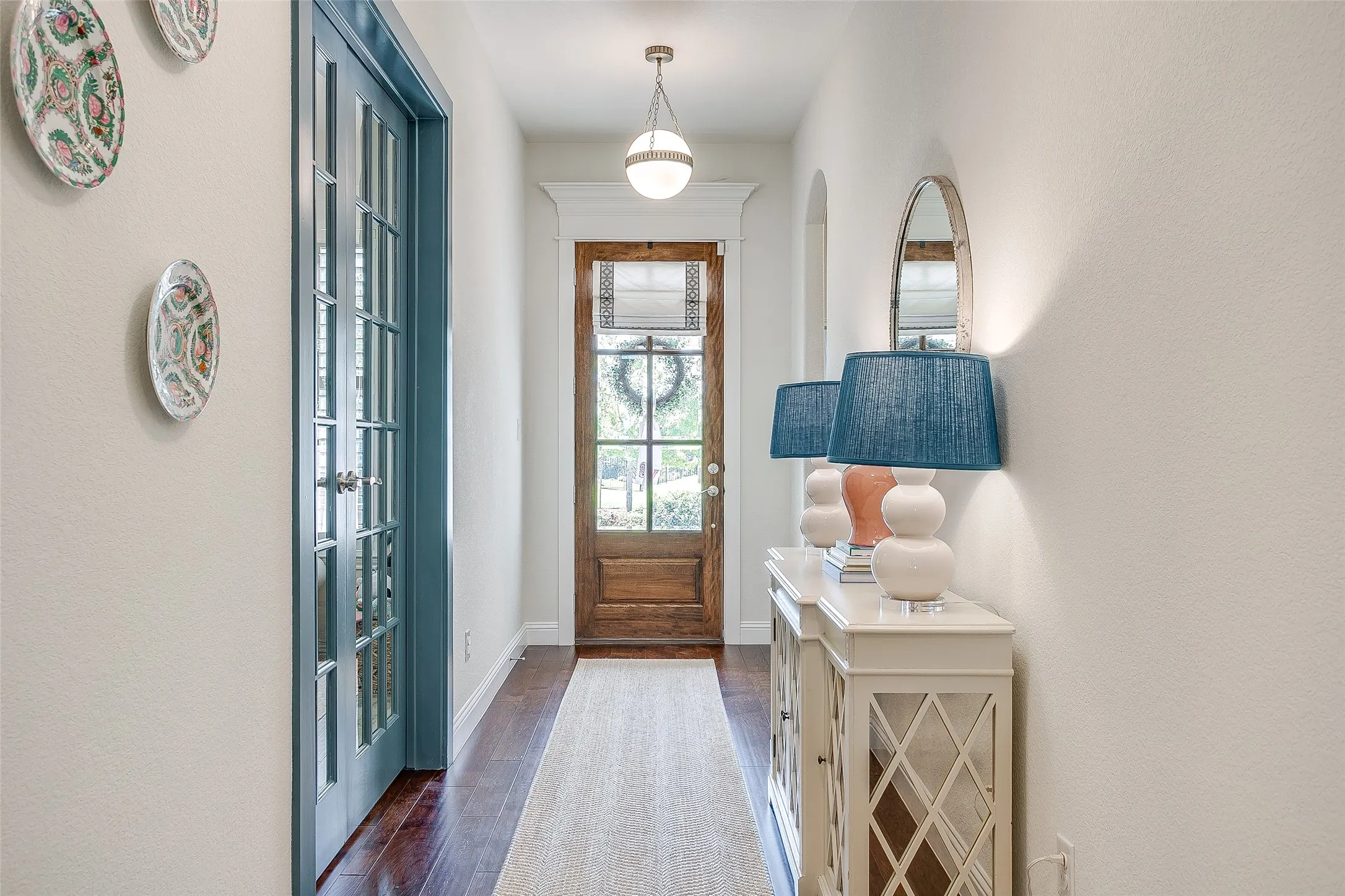 Single Family Residence For Sale in Parker County , 560 Point Vista Drive, Aledo, Texas 76008, 4 Bedroom, 3 Bathroom, 3 Garage spaces, 2,636 Sqft, built in 2019, mls#21358520, Real Estate Agent in Aledo, Homes For Sale in Parker county, Homes For Sale in Aledo, Realtor in Aledo Texas, Real Estate Brokerage Independent Realty Texas, Luminita Cordes Realtor