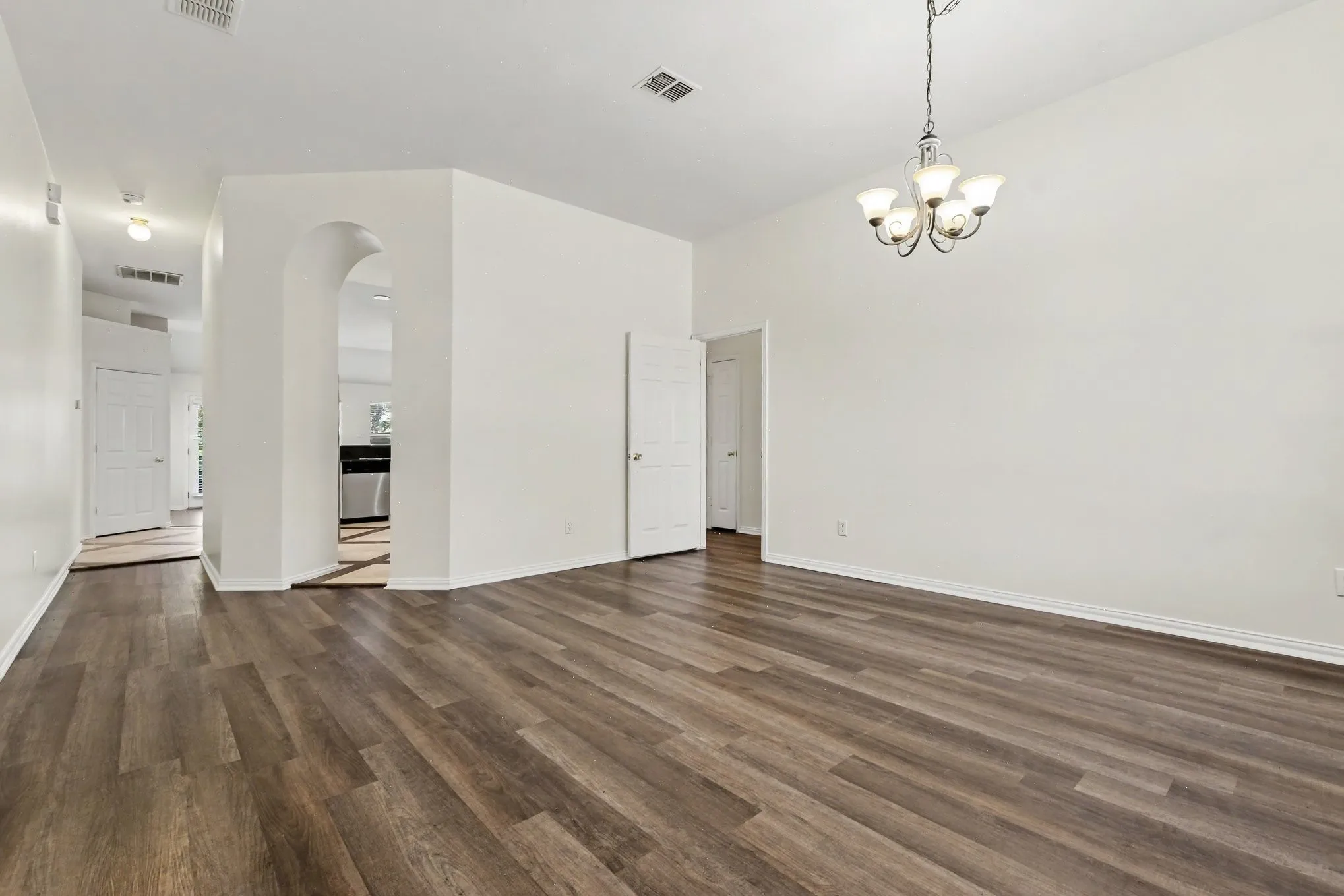 Single Family Residence For Rent in Collin County , 10112 Asheboro Street, Frisco, Texas 75035, 3 Bedroom, 2 Bathroom, 3 Garage spaces, 2,091 Sqft, built in 1999, mls#21360092, Real Estate Agent in Frisco, Homes For Rent in Collin county, Homes For Rent in Frisco, Realtor in Frisco Texas, Real Estate Brokerage Independent Realty Texas, Luminita Cordes Realtor