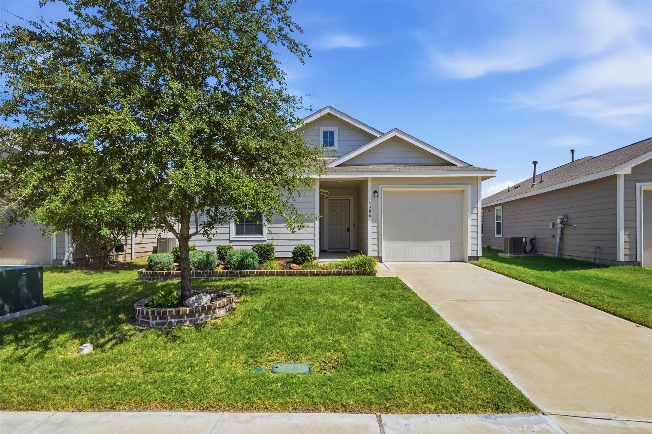 Single Family Residence For Sale in Kaufman County , 4306 Johnstown Lane, Forney, Texas 75126, 3 Bedroom, 2 Bathroom, 1 Garage spaces, 1,175 Sqft, built in 2020, mls#21357797, Real Estate Agent in Forney, Homes For Sale in Kaufman county, Homes For Sale in Forney, Realtor in Forney Texas, Real Estate Brokerage Independent Realty Texas, Luminita Cordes Realtor