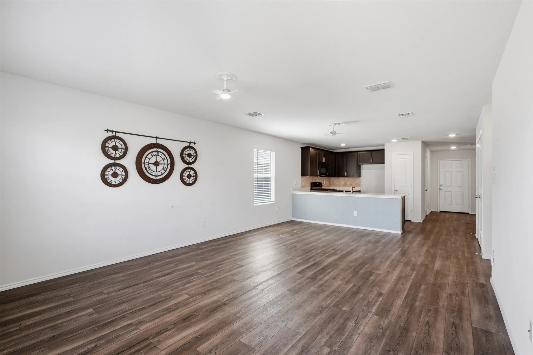 Single Family Residence For Sale in Kaufman County , 4306 Johnstown Lane, Forney, Texas 75126, 3 Bedroom, 2 Bathroom, 1 Garage spaces, 1,175 Sqft, built in 2020, mls#21357797, Real Estate Agent in Forney, Homes For Sale in Kaufman county, Homes For Sale in Forney, Realtor in Forney Texas, Real Estate Brokerage Independent Realty Texas, Luminita Cordes Realtor