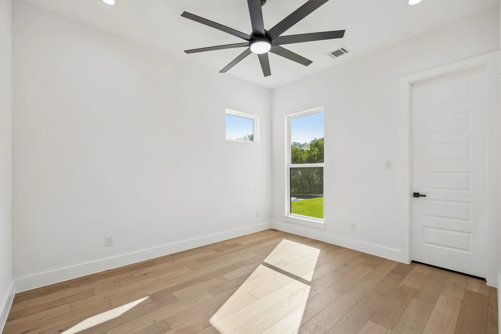 Single Family Residence For Sale in Ellis County , 1822 Sunset Crossing, Cedar Hill, Texas 75104, 5 Bedroom, 5 Bathroom, 4 Garage spaces, 4,175 Sqft, built in 2026, mls#21359818, Real Estate Agent in Cedar Hill, Homes For Sale in Ellis county, Homes For Sale in Cedar Hill, Realtor in Cedar Hill Texas, Real Estate Brokerage Independent Realty Texas, Luminita Cordes Realtor