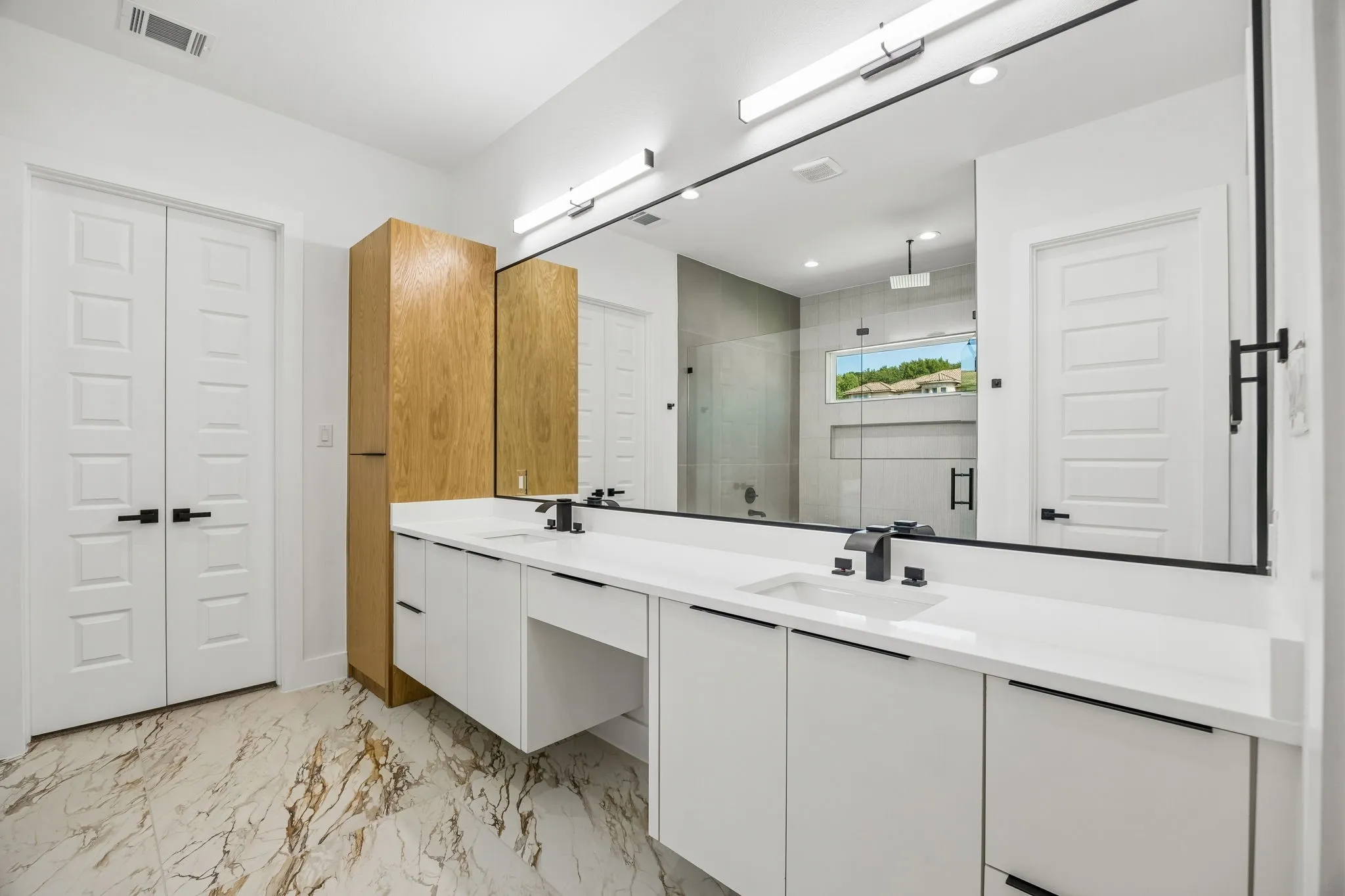 Single Family Residence For Sale in Ellis County , 1822 Sunset Crossing, Cedar Hill, Texas 75104, 5 Bedroom, 5 Bathroom, 4 Garage spaces, 4,175 Sqft, built in 2026, mls#21359818, Real Estate Agent in Cedar Hill, Homes For Sale in Ellis county, Homes For Sale in Cedar Hill, Realtor in Cedar Hill Texas, Real Estate Brokerage Independent Realty Texas, Luminita Cordes Realtor