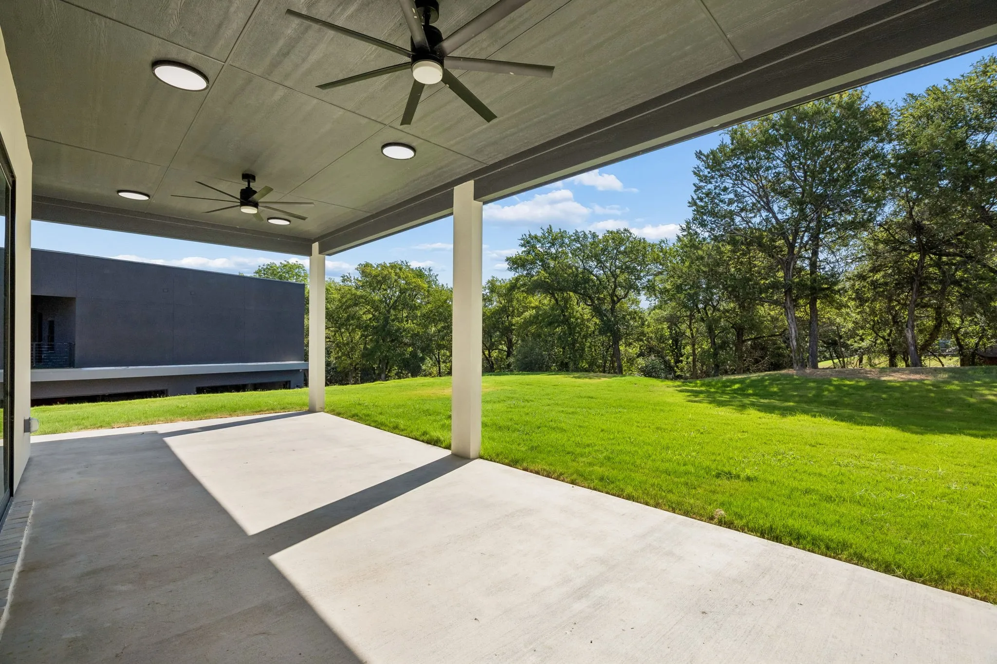 Single Family Residence For Sale in Ellis County , 1822 Sunset Crossing, Cedar Hill, Texas 75104, 5 Bedroom, 5 Bathroom, 4 Garage spaces, 4,175 Sqft, built in 2026, mls#21359818, Real Estate Agent in Cedar Hill, Homes For Sale in Ellis county, Homes For Sale in Cedar Hill, Realtor in Cedar Hill Texas, Real Estate Brokerage Independent Realty Texas, Luminita Cordes Realtor