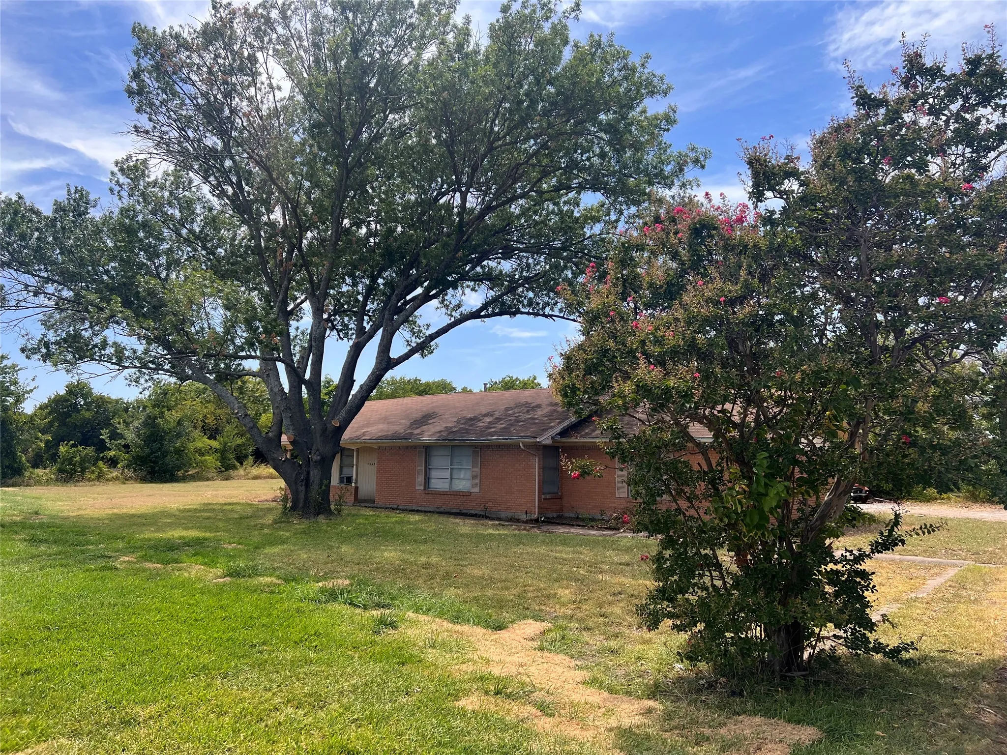 Ranch For Sale in Dallas County , 5249 Zion Road, Garland, Texas 75043, 0, 0, Garage spaces, 0 Sqft, built in 1960, mls#21359853, Real Estate Agent in Garland, Homes For Sale in Dallas county, Homes For Sale in Garland, Realtor in Garland Texas, Real Estate Brokerage Independent Realty Texas, Luminita Cordes Realtor