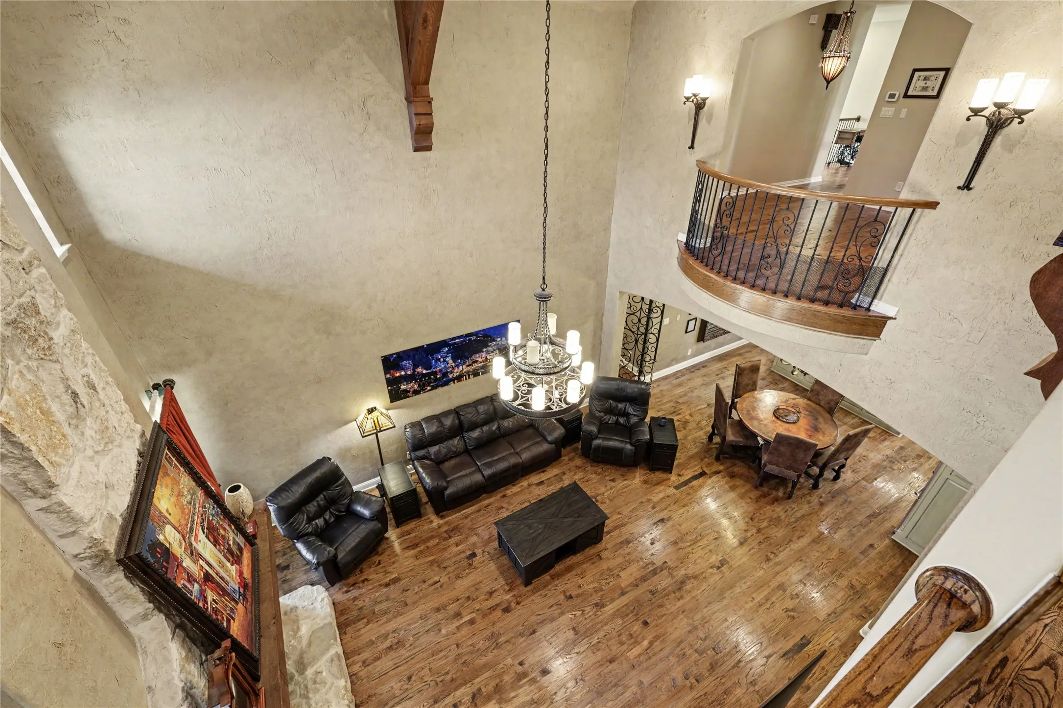 Single Family Residence For Sale in Denton County , 7912 Inverness, The Colony, Texas 75056, 4 Bedroom, 5 Bathroom, 3 Garage spaces, 4,561 Sqft, built in 2008, mls#21357834, Real Estate Agent in The Colony, Homes For Sale in Denton county, Homes For Sale in The Colony, Realtor in The Colony Texas, Real Estate Brokerage Independent Realty Texas, Luminita Cordes Realtor