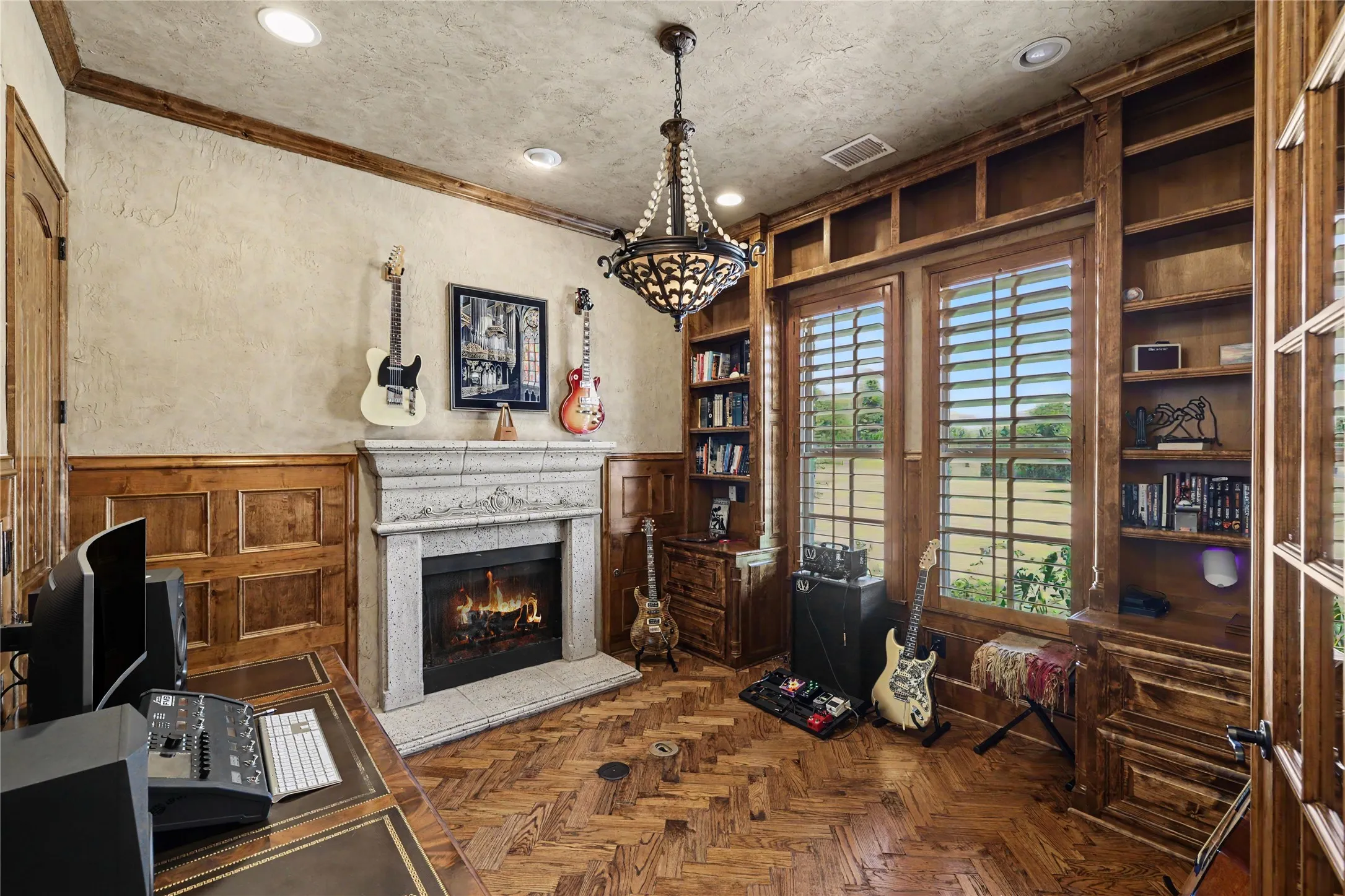 Single Family Residence For Sale in Denton County , 7912 Inverness, The Colony, Texas 75056, 4 Bedroom, 5 Bathroom, 3 Garage spaces, 4,561 Sqft, built in 2008, mls#21357834, Real Estate Agent in The Colony, Homes For Sale in Denton county, Homes For Sale in The Colony, Realtor in The Colony Texas, Real Estate Brokerage Independent Realty Texas, Luminita Cordes Realtor