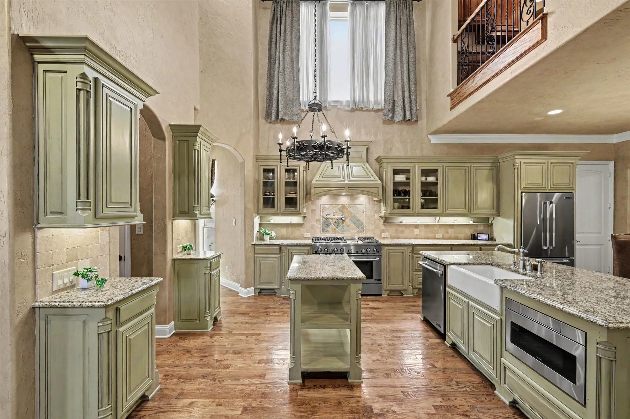 Single Family Residence For Sale in Denton County , 7912 Inverness, The Colony, Texas 75056, 4 Bedroom, 5 Bathroom, 3 Garage spaces, 4,561 Sqft, built in 2008, mls#21357834, Real Estate Agent in The Colony, Homes For Sale in Denton county, Homes For Sale in The Colony, Realtor in The Colony Texas, Real Estate Brokerage Independent Realty Texas, Luminita Cordes Realtor