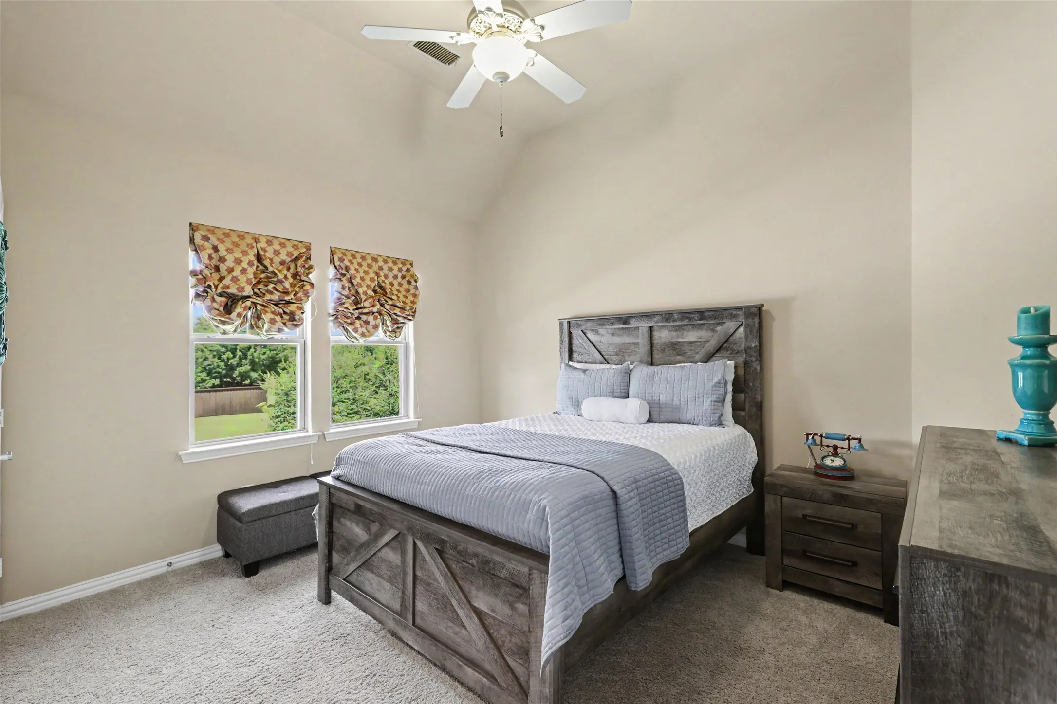 Single Family Residence For Sale in Denton County , 7912 Inverness, The Colony, Texas 75056, 4 Bedroom, 5 Bathroom, 3 Garage spaces, 4,561 Sqft, built in 2008, mls#21357834, Real Estate Agent in The Colony, Homes For Sale in Denton county, Homes For Sale in The Colony, Realtor in The Colony Texas, Real Estate Brokerage Independent Realty Texas, Luminita Cordes Realtor