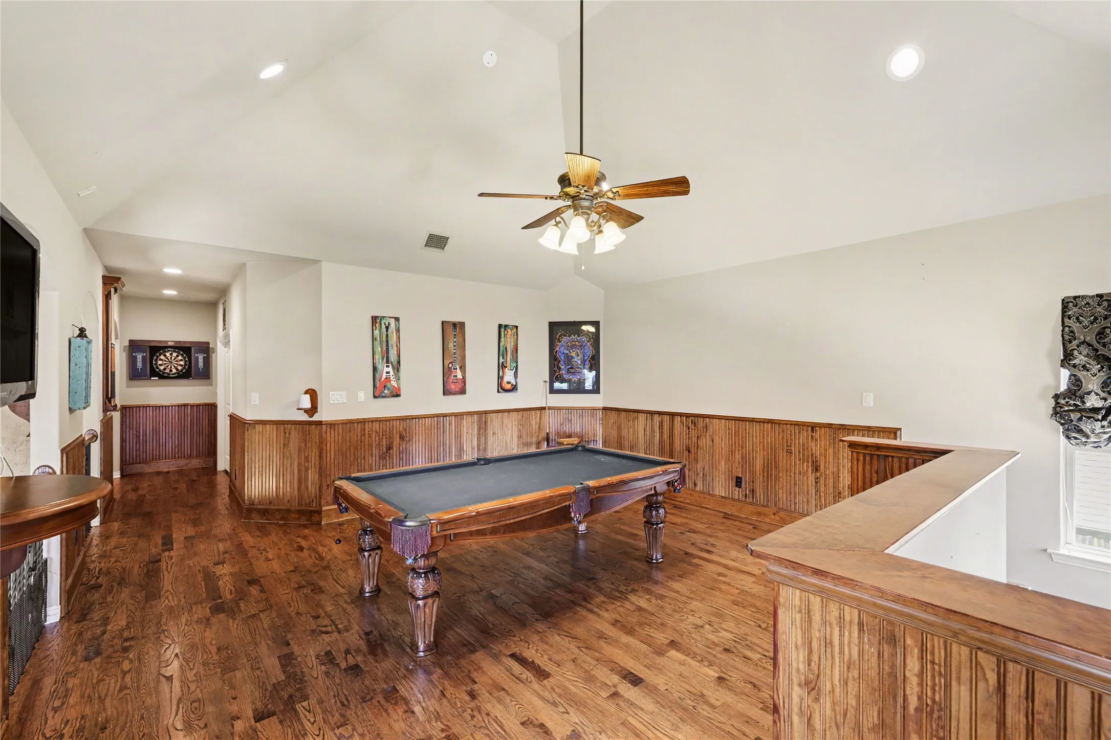 Single Family Residence For Sale in Denton County , 7912 Inverness, The Colony, Texas 75056, 4 Bedroom, 5 Bathroom, 3 Garage spaces, 4,561 Sqft, built in 2008, mls#21357834, Real Estate Agent in The Colony, Homes For Sale in Denton county, Homes For Sale in The Colony, Realtor in The Colony Texas, Real Estate Brokerage Independent Realty Texas, Luminita Cordes Realtor