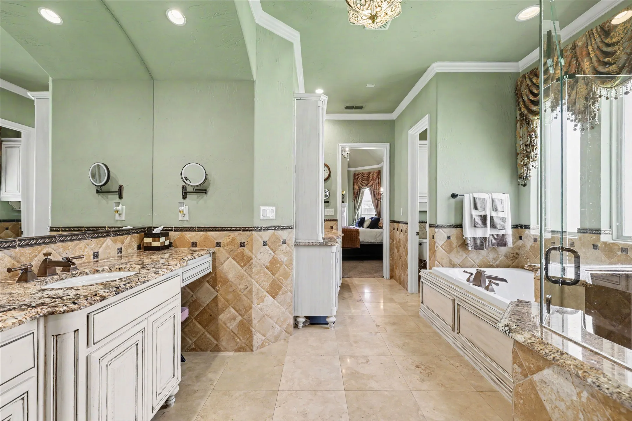 Single Family Residence For Sale in Denton County , 7912 Inverness, The Colony, Texas 75056, 4 Bedroom, 5 Bathroom, 3 Garage spaces, 4,561 Sqft, built in 2008, mls#21357834, Real Estate Agent in The Colony, Homes For Sale in Denton county, Homes For Sale in The Colony, Realtor in The Colony Texas, Real Estate Brokerage Independent Realty Texas, Luminita Cordes Realtor