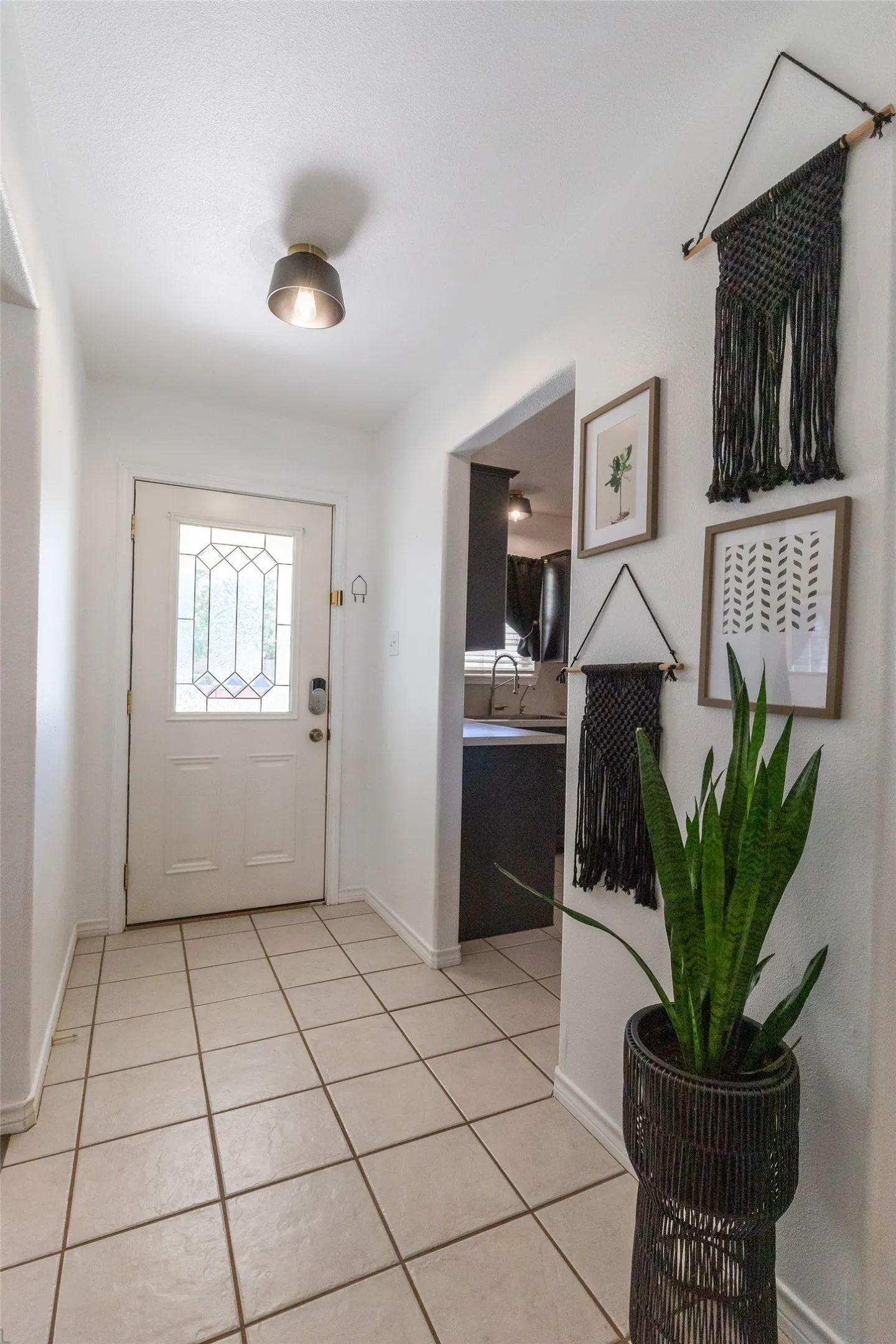 Single Family Residence For Sale in Taylor County , 4450 Cole Drive, Abilene, Texas 79606, 3 Bedroom, 2 Bathroom, 2 Garage spaces, 1,616 Sqft, built in 1998, mls#21358834, Real Estate Agent in Abilene, Homes For Sale in Taylor county, Homes For Sale in Abilene, Realtor in Abilene Texas, Real Estate Brokerage Independent Realty Texas, Luminita Cordes Realtor