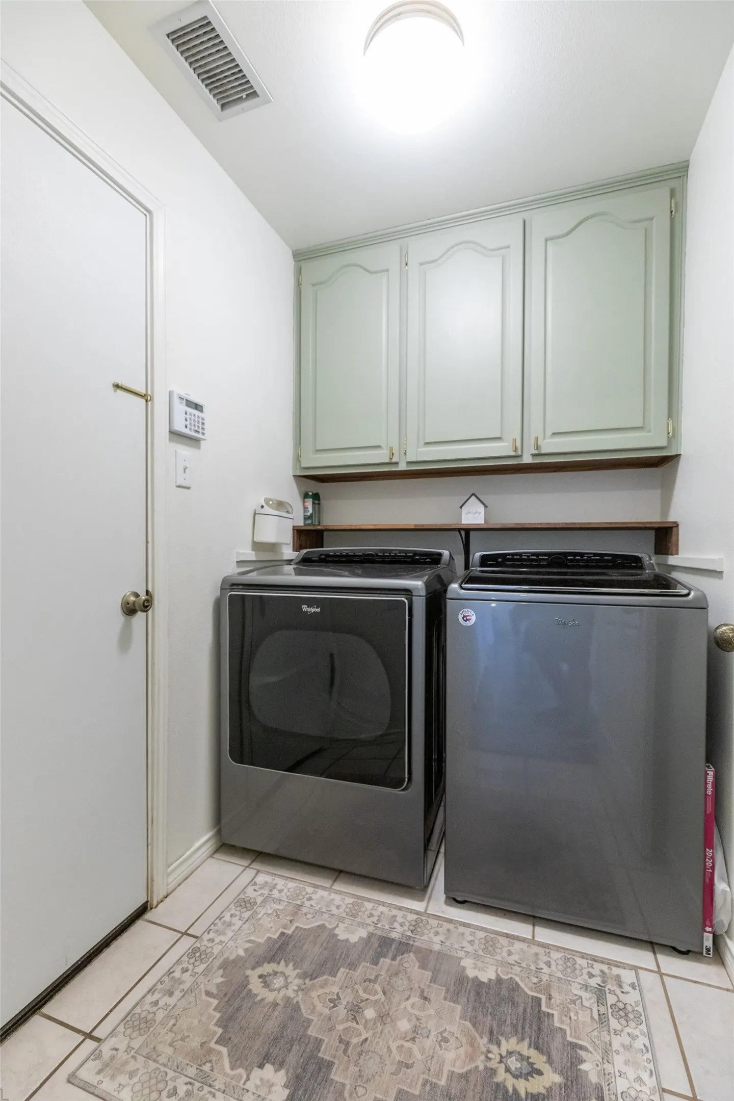 Single Family Residence For Sale in Taylor County , 4450 Cole Drive, Abilene, Texas 79606, 3 Bedroom, 2 Bathroom, 2 Garage spaces, 1,616 Sqft, built in 1998, mls#21358834, Real Estate Agent in Abilene, Homes For Sale in Taylor county, Homes For Sale in Abilene, Realtor in Abilene Texas, Real Estate Brokerage Independent Realty Texas, Luminita Cordes Realtor