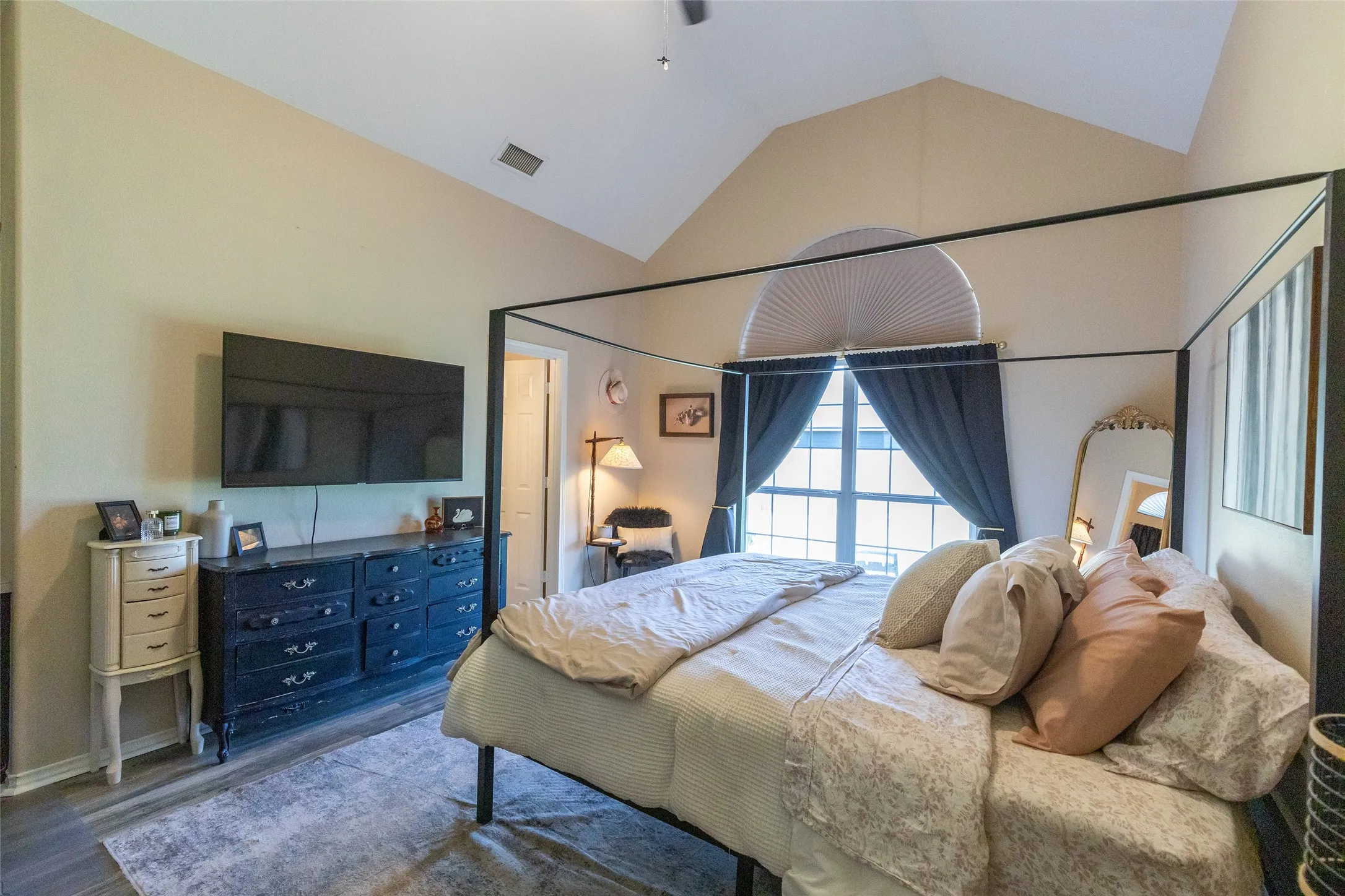 Single Family Residence For Sale in Taylor County , 4450 Cole Drive, Abilene, Texas 79606, 3 Bedroom, 2 Bathroom, 2 Garage spaces, 1,616 Sqft, built in 1998, mls#21358834, Real Estate Agent in Abilene, Homes For Sale in Taylor county, Homes For Sale in Abilene, Realtor in Abilene Texas, Real Estate Brokerage Independent Realty Texas, Luminita Cordes Realtor