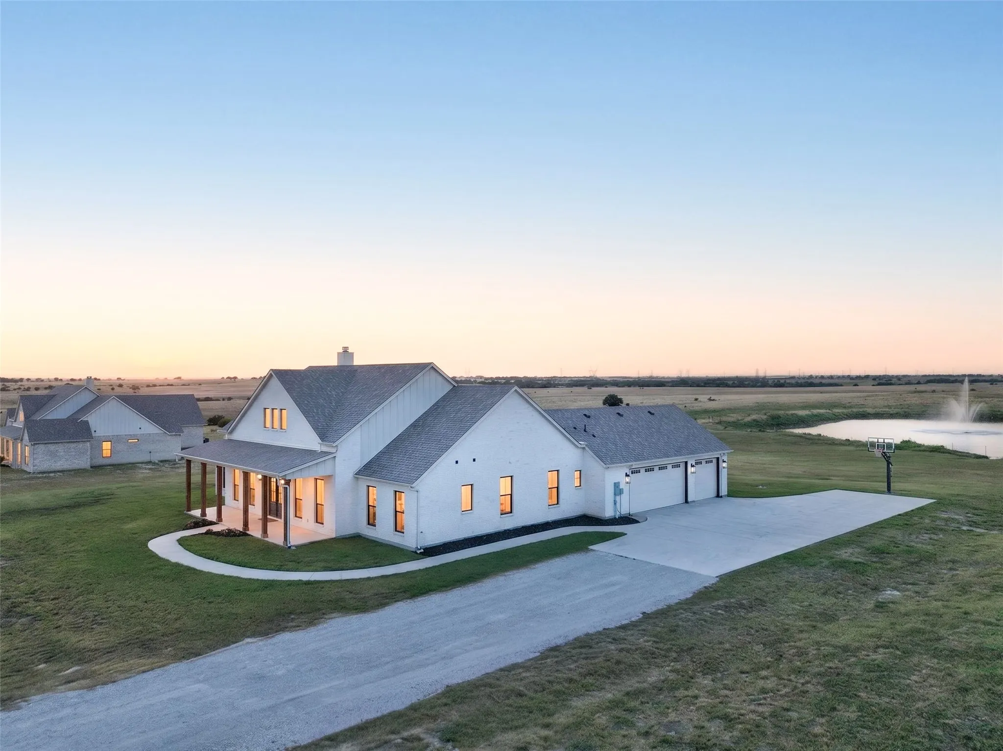 Single Family Residence For Sale in Denton County , 10978 Gregory Road, Sanger, Texas 76266, 4 Bedroom, 4 Bathroom, 3 Garage spaces, 2,495 Sqft, built in 2023, mls#21360129, Real Estate Agent in Sanger, Homes For Sale in Denton county, Homes For Sale in Sanger, Realtor in Sanger Texas, Real Estate Brokerage Independent Realty Texas, Luminita Cordes Realtor