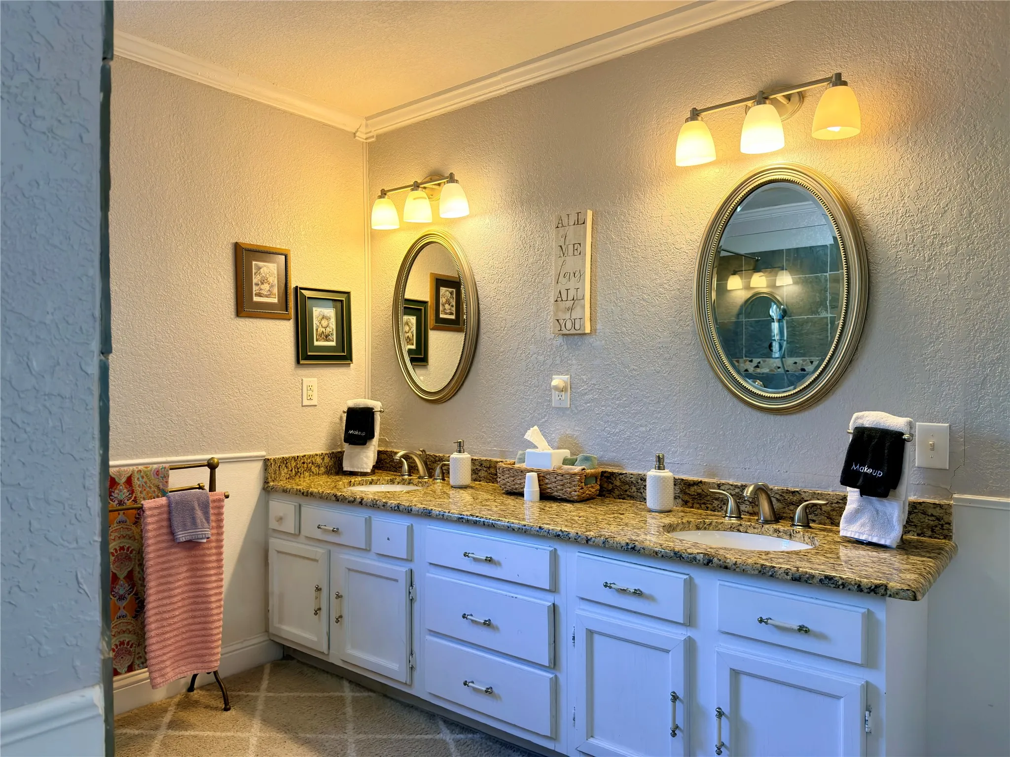 Single Family Residence For Sale in Henderson County , 29029 COUNTY ROAD 2100, Kemp, Texas 75143, 6 Bedroom, 4 Bathroom, Garage spaces, 4,340 Sqft, built in 1978, mls#21360133, Real Estate Agent in Kemp, Homes For Sale in Henderson county, Homes For Sale in Kemp, Realtor in Kemp Texas, Real Estate Brokerage Independent Realty Texas, Luminita Cordes Realtor