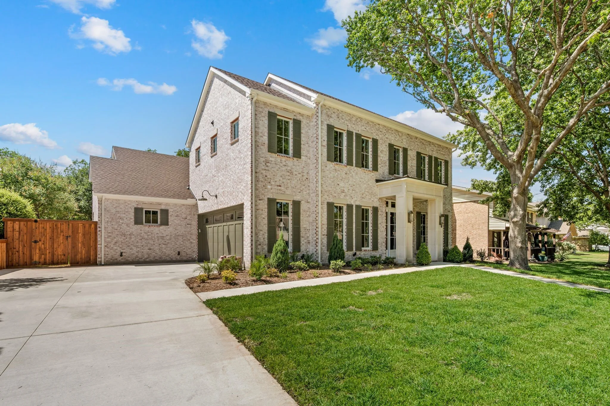 Single Family Residence For Sale in Dallas County , 2105 Flat Creek Drive, Richardson, Texas 75080, 4 Bedroom, 5 Bathroom, 2 Garage spaces, 4,286 Sqft, built in 2026, mls#21359953, Real Estate Agent in Richardson, Homes For Sale in Dallas county, Homes For Sale in Richardson, Realtor in Richardson Texas, Real Estate Brokerage Independent Realty Texas, Luminita Cordes Realtor